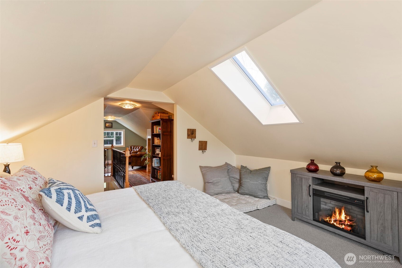 8964 NE State Hwy 104