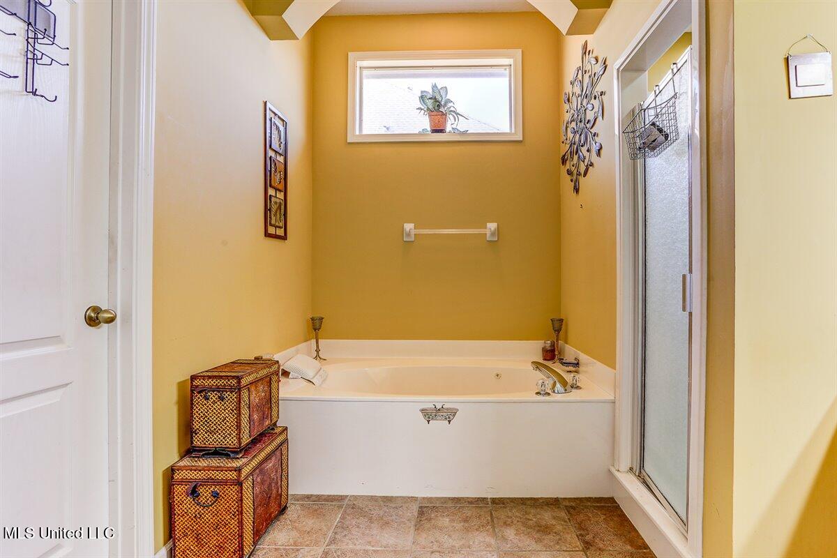 6793 N Hamilton Circle Circle