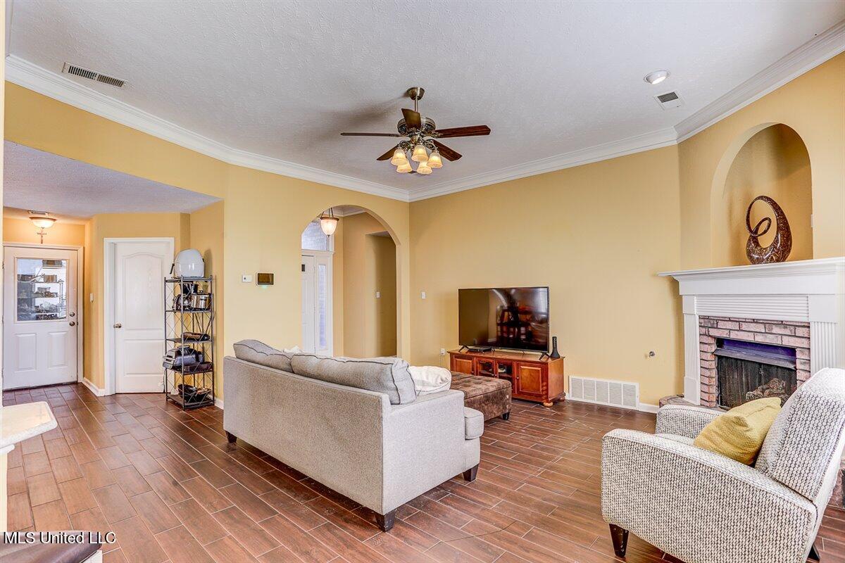 6793 N Hamilton Circle Circle