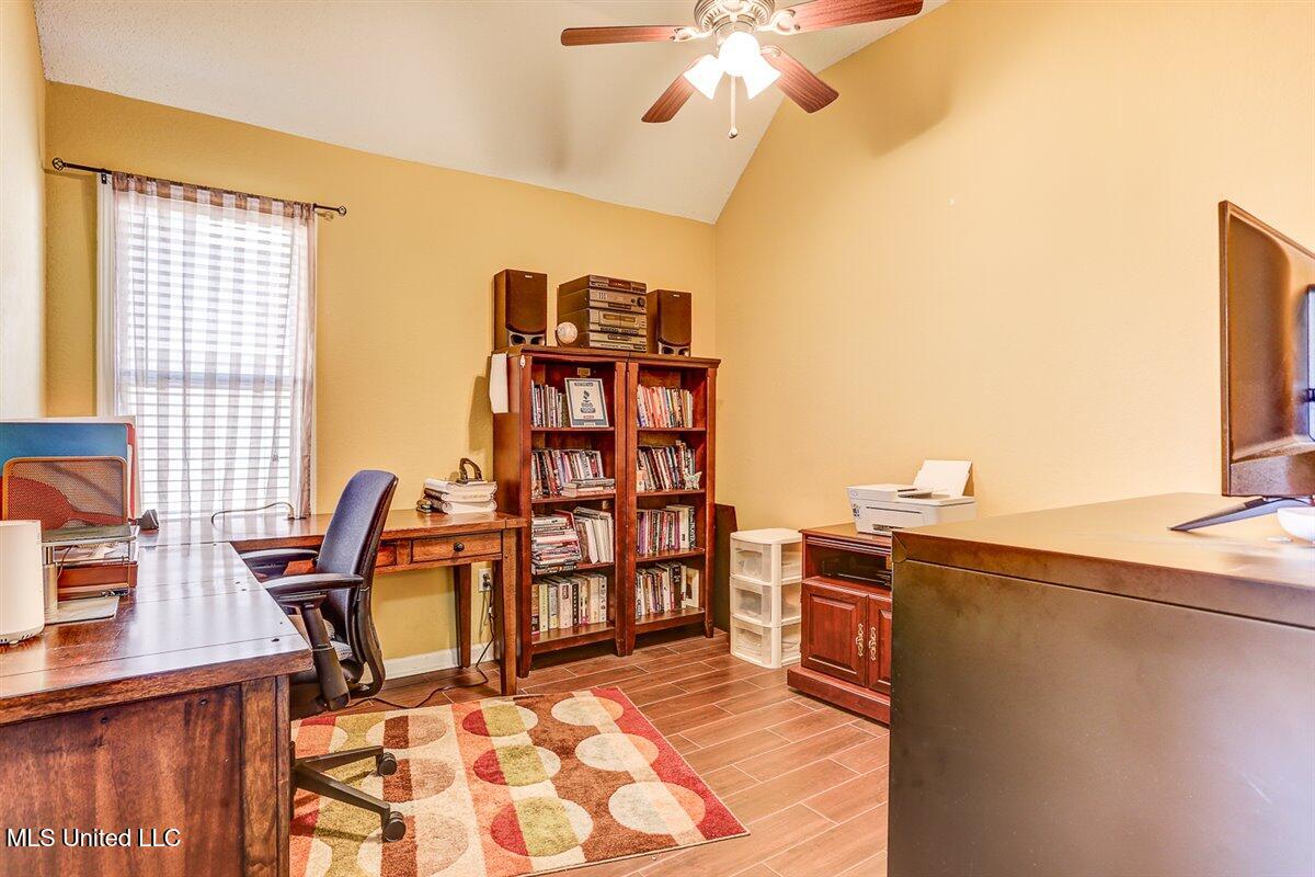 6793 N Hamilton Circle Circle