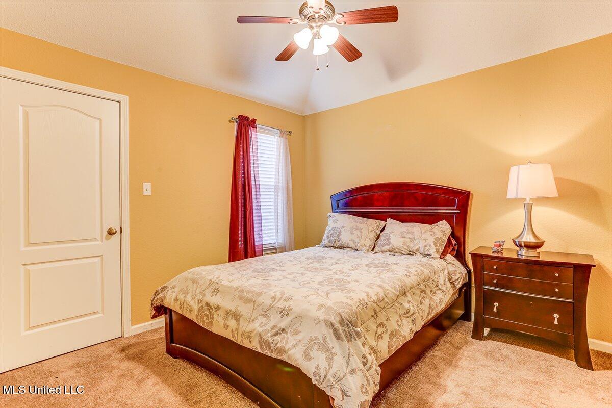 6793 N Hamilton Circle Circle