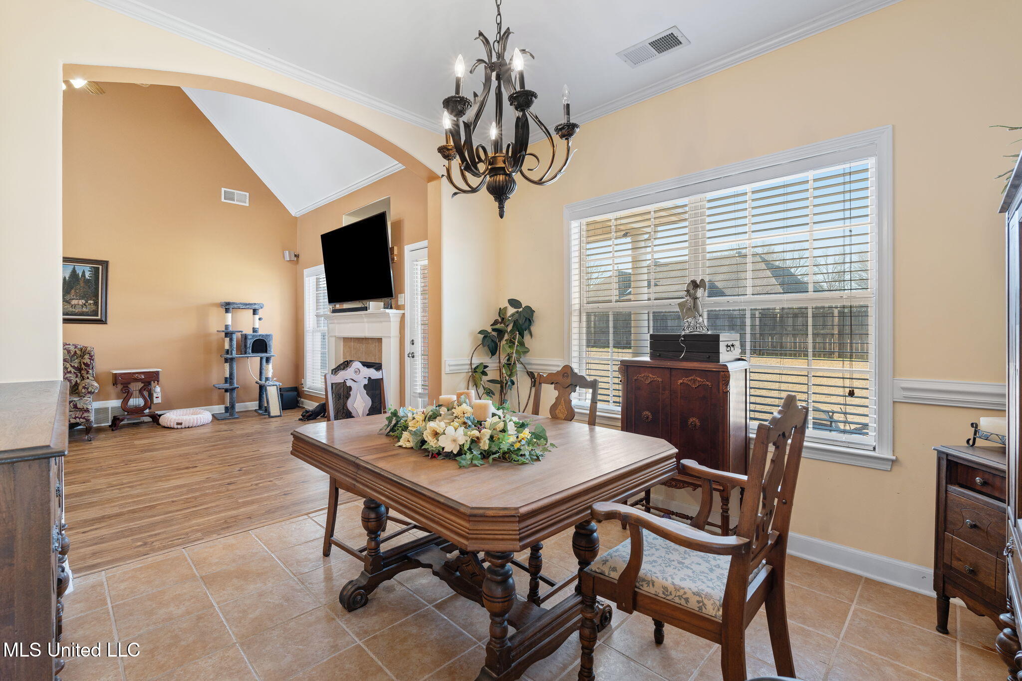 69 Lake Pointe Drive