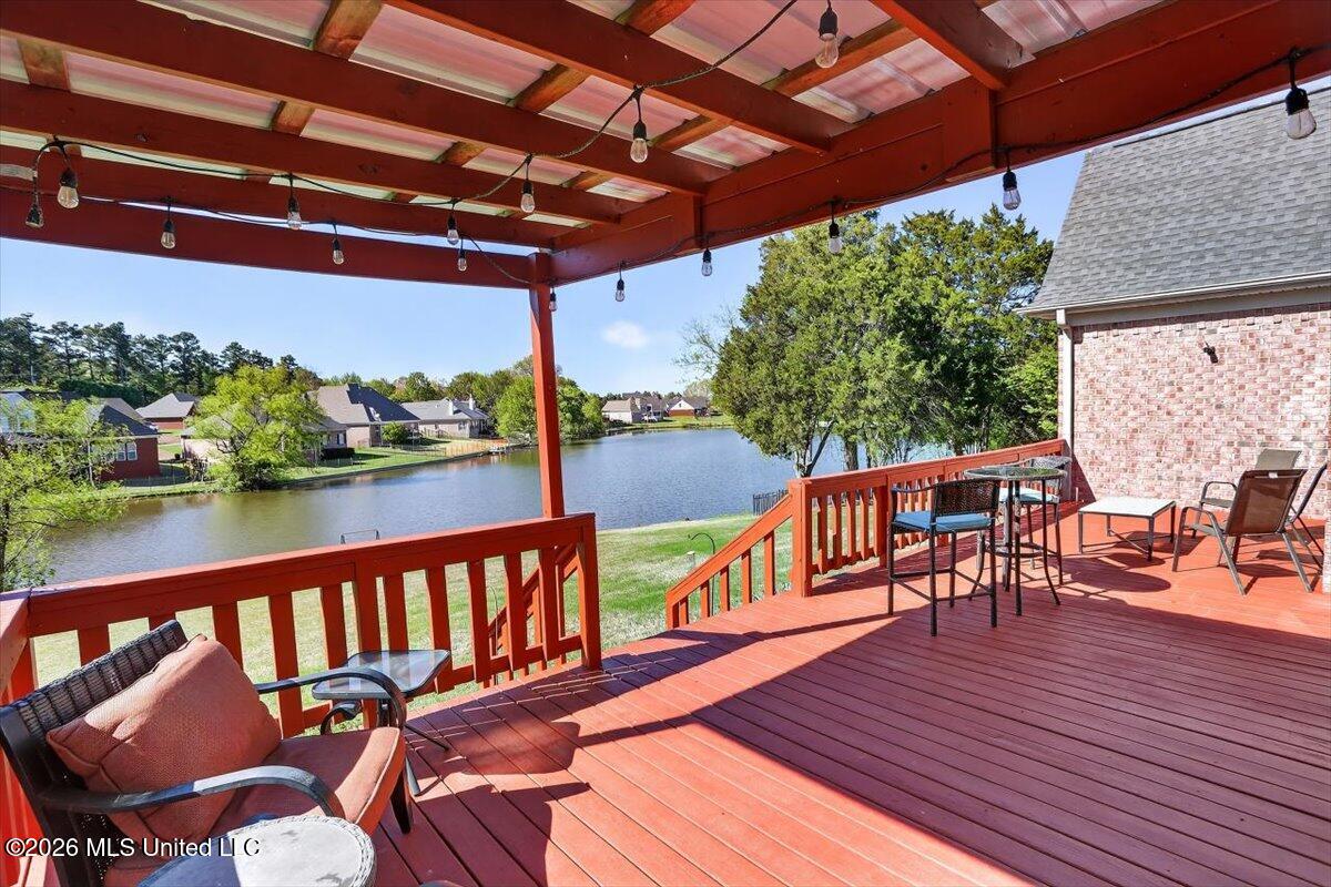 1203 Lake View Drive