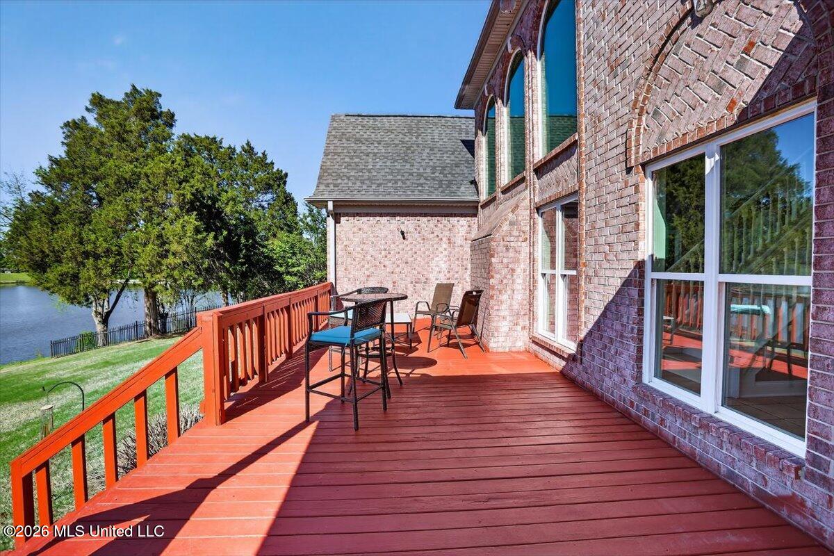 1203 Lake View Drive