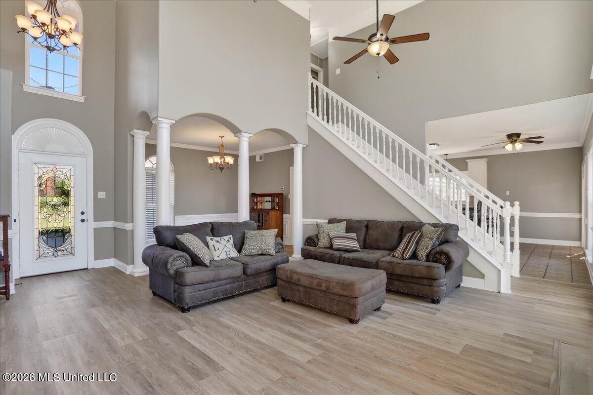 1203 Lake View Drive