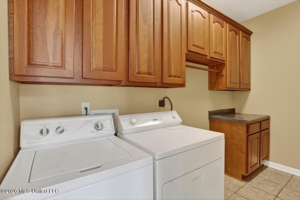 1203 Lake View Drive