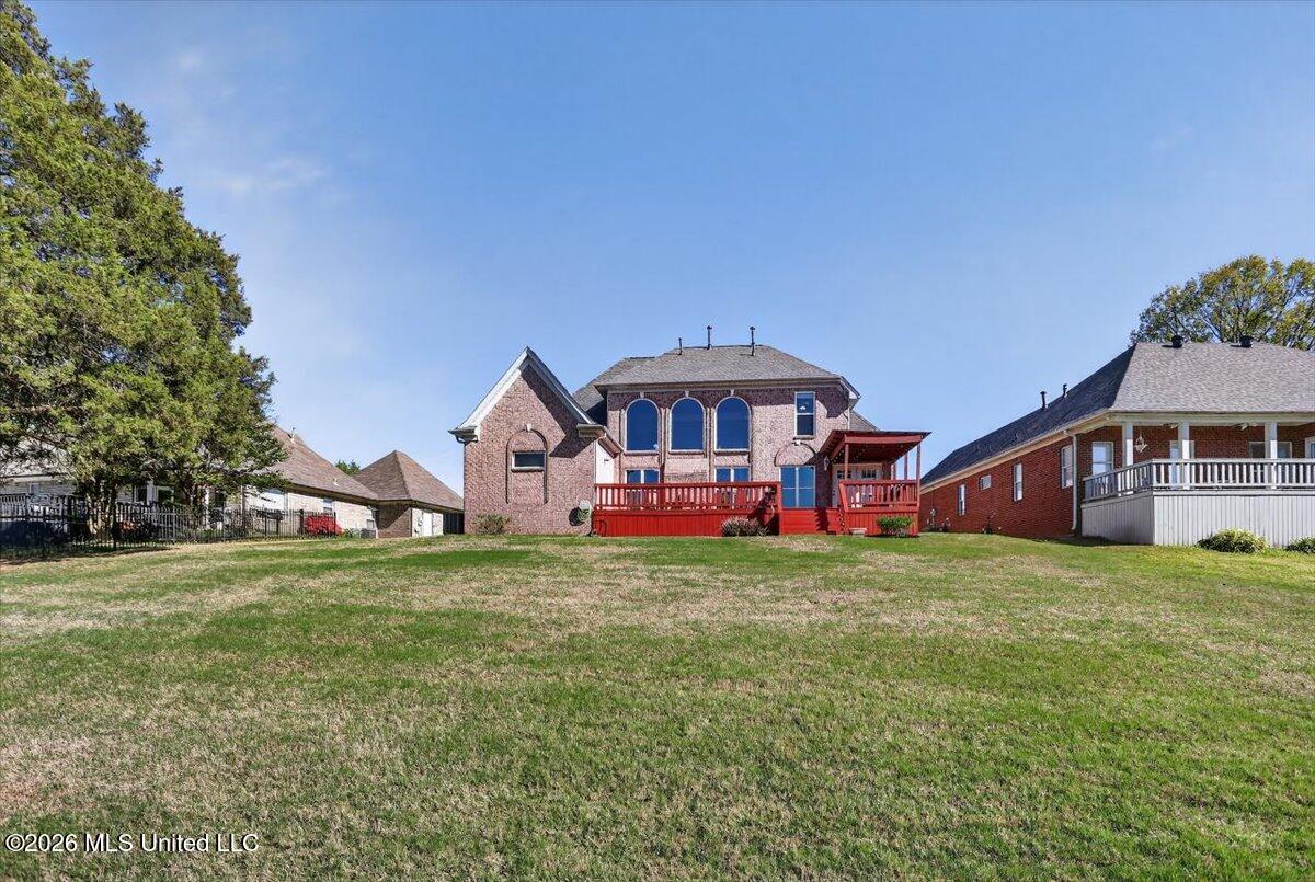 1203 Lake View Drive