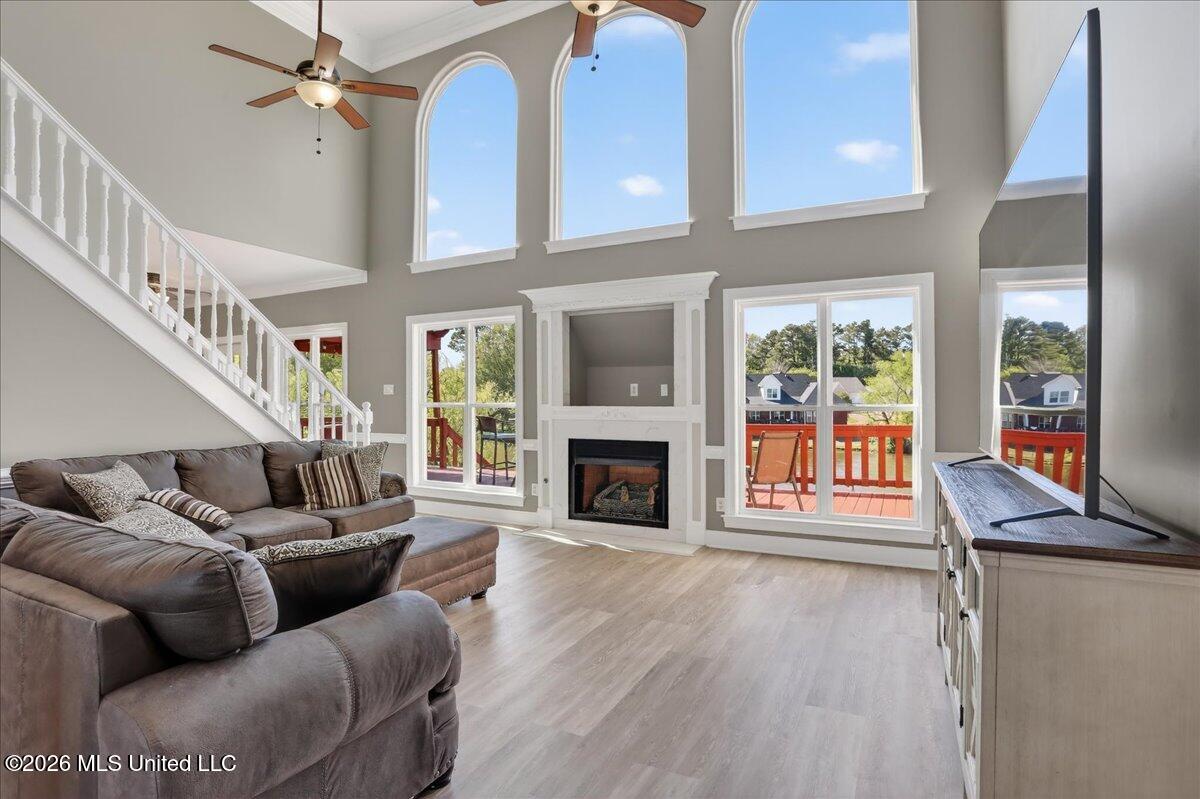 1203 Lake View Drive