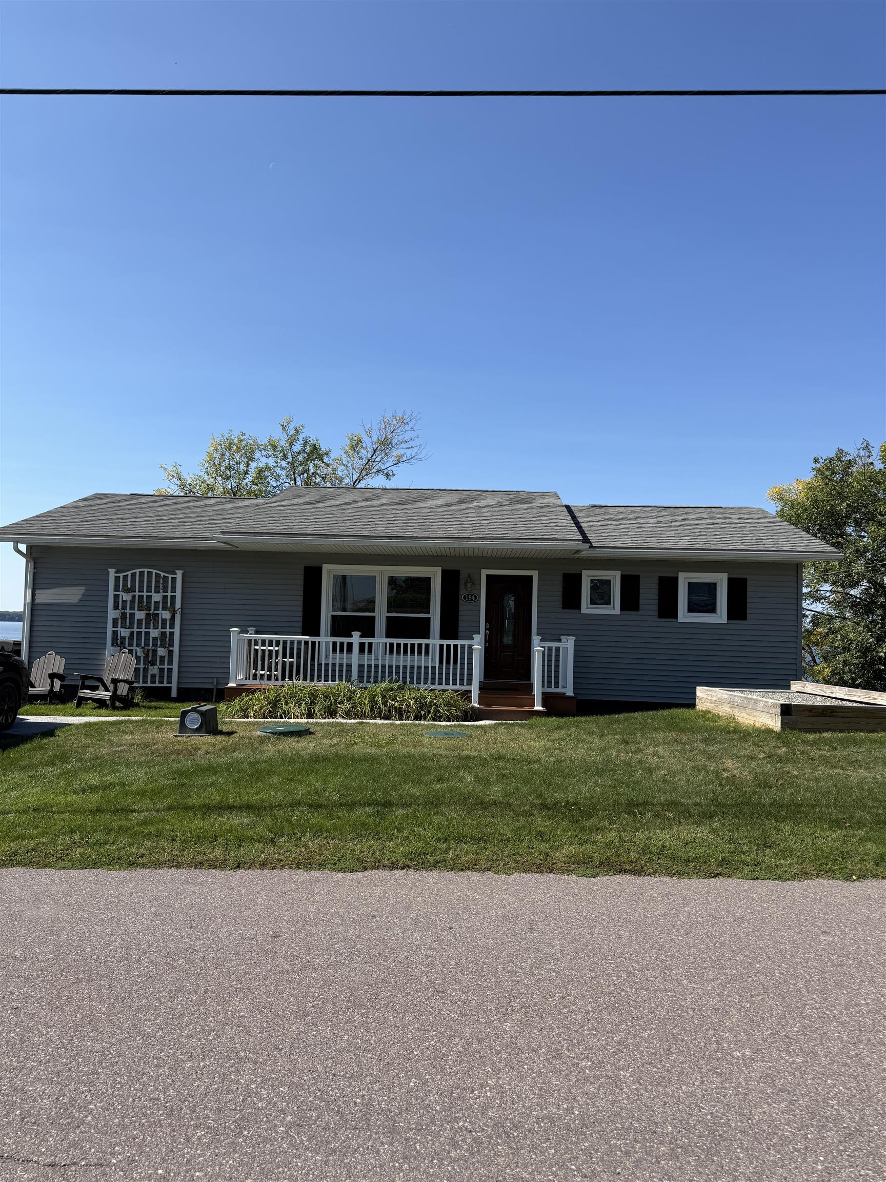 194 Lakewood Drive