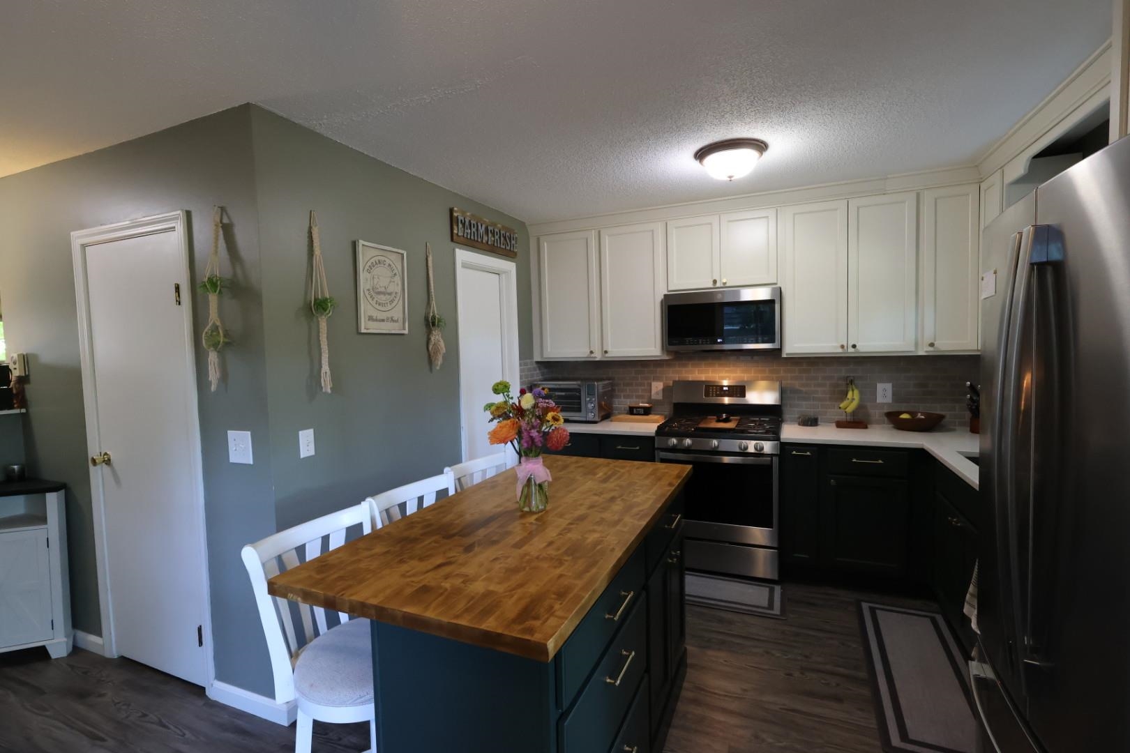 32 Heather Circle