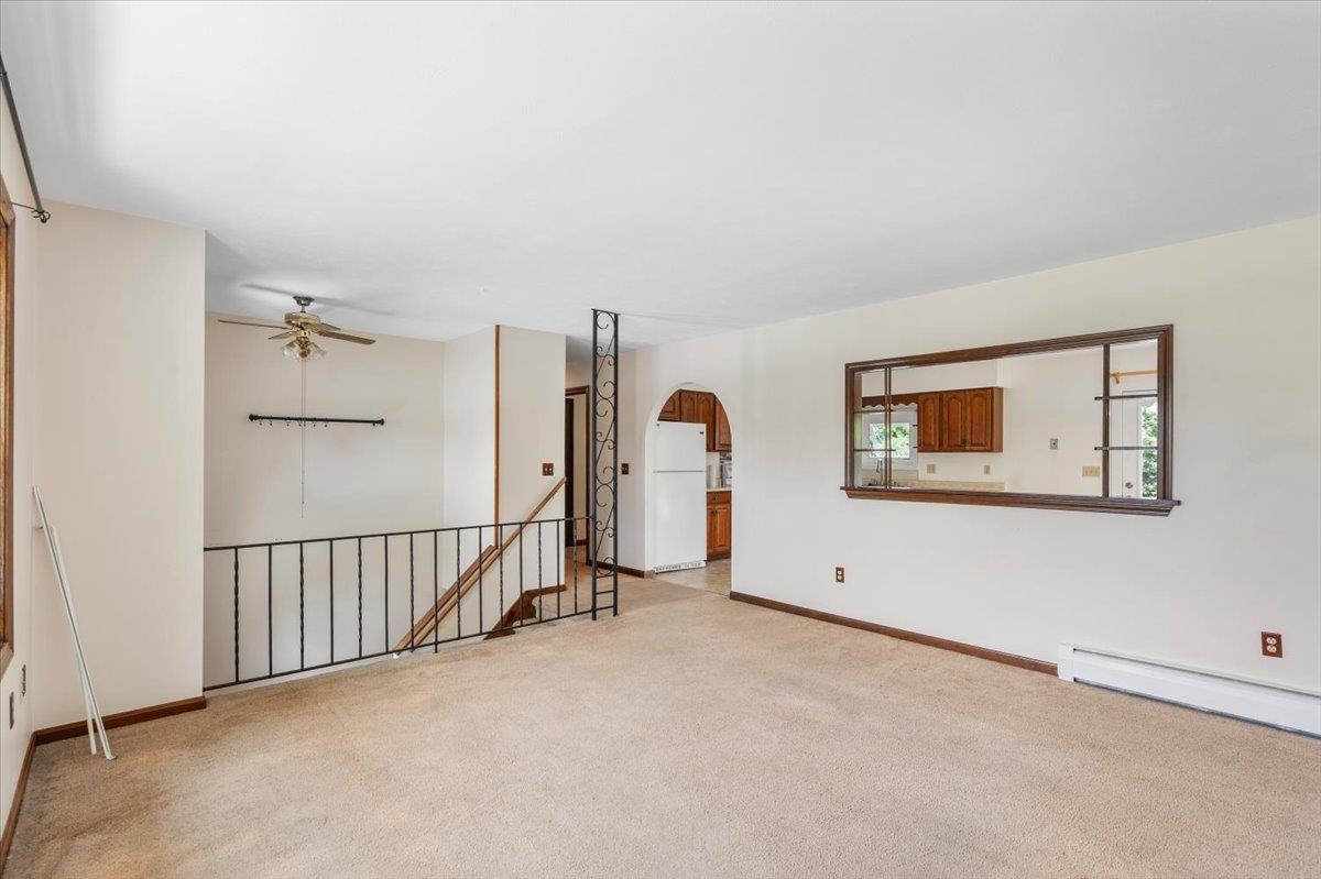 17 Meadowbrook Lane
