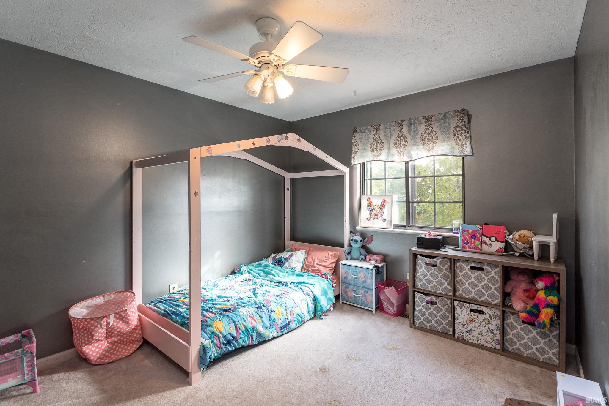 1206 Blue Jay Drive