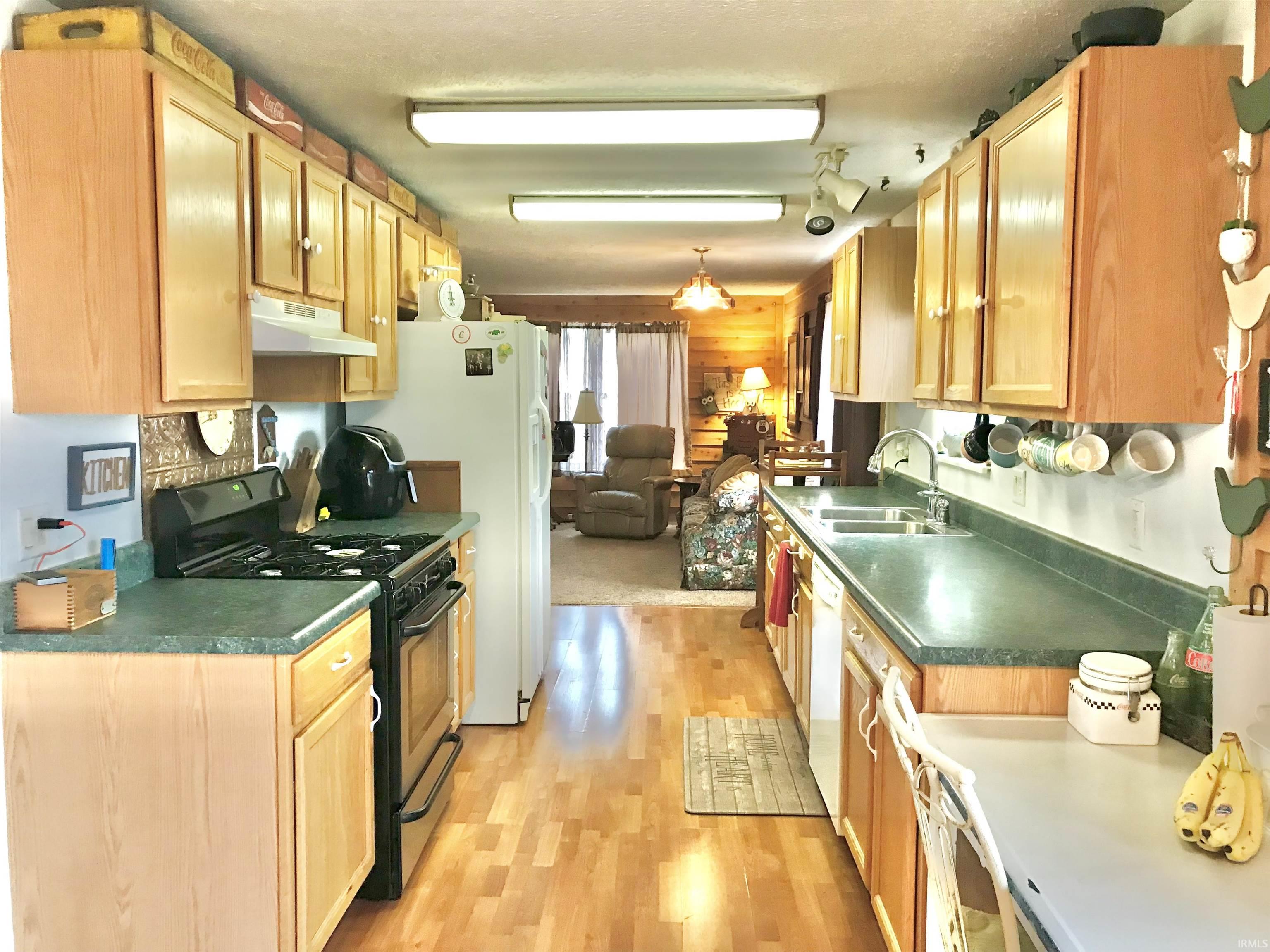 6297 S Strawtown Pike