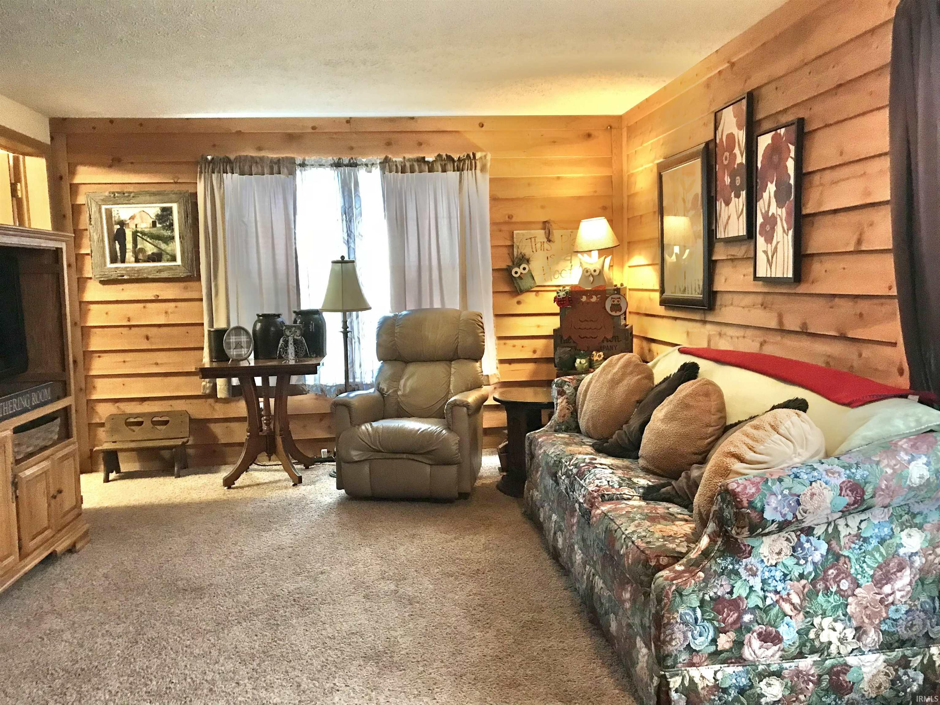 6297 S Strawtown Pike