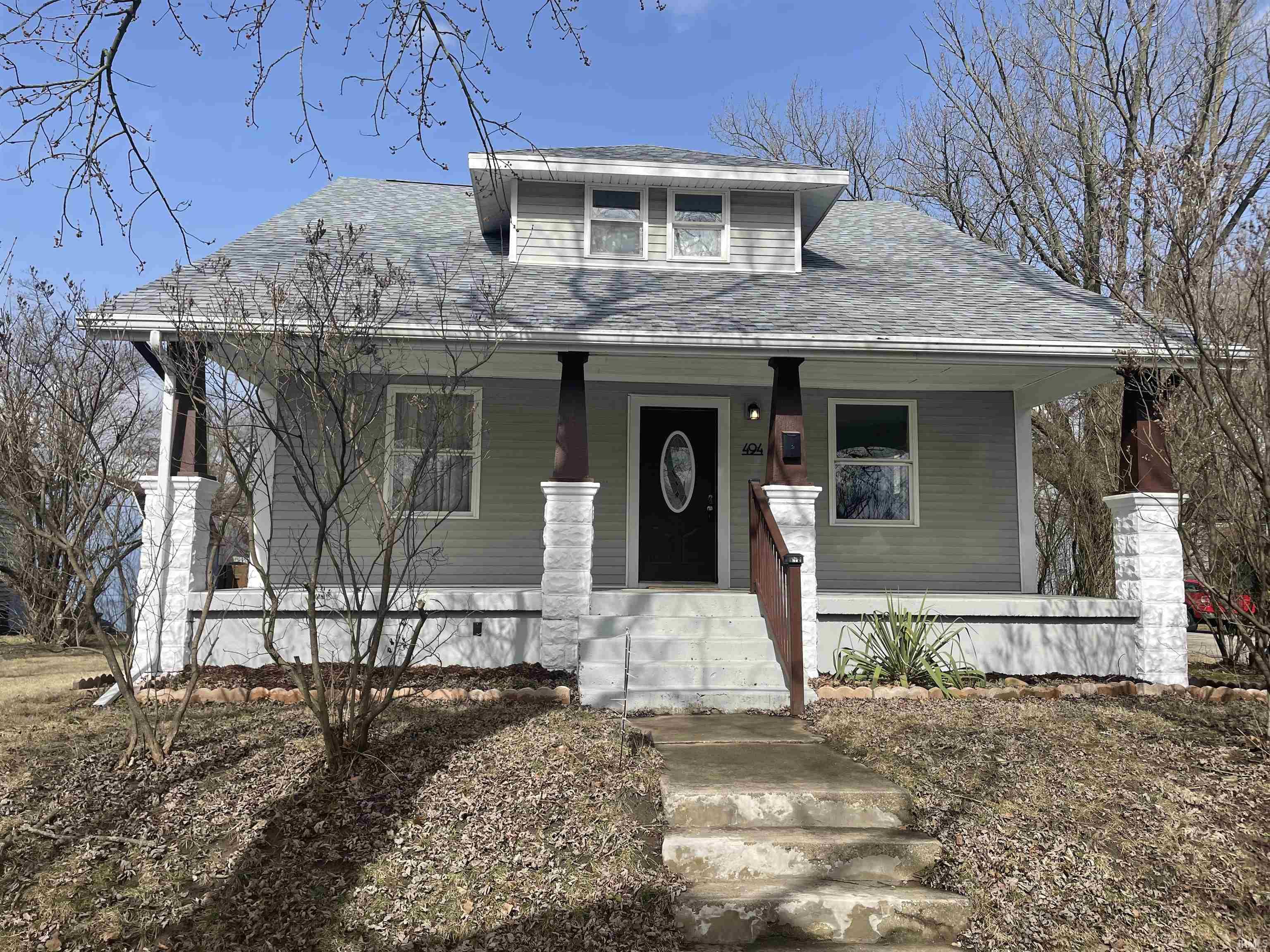 494 E 3rd Street