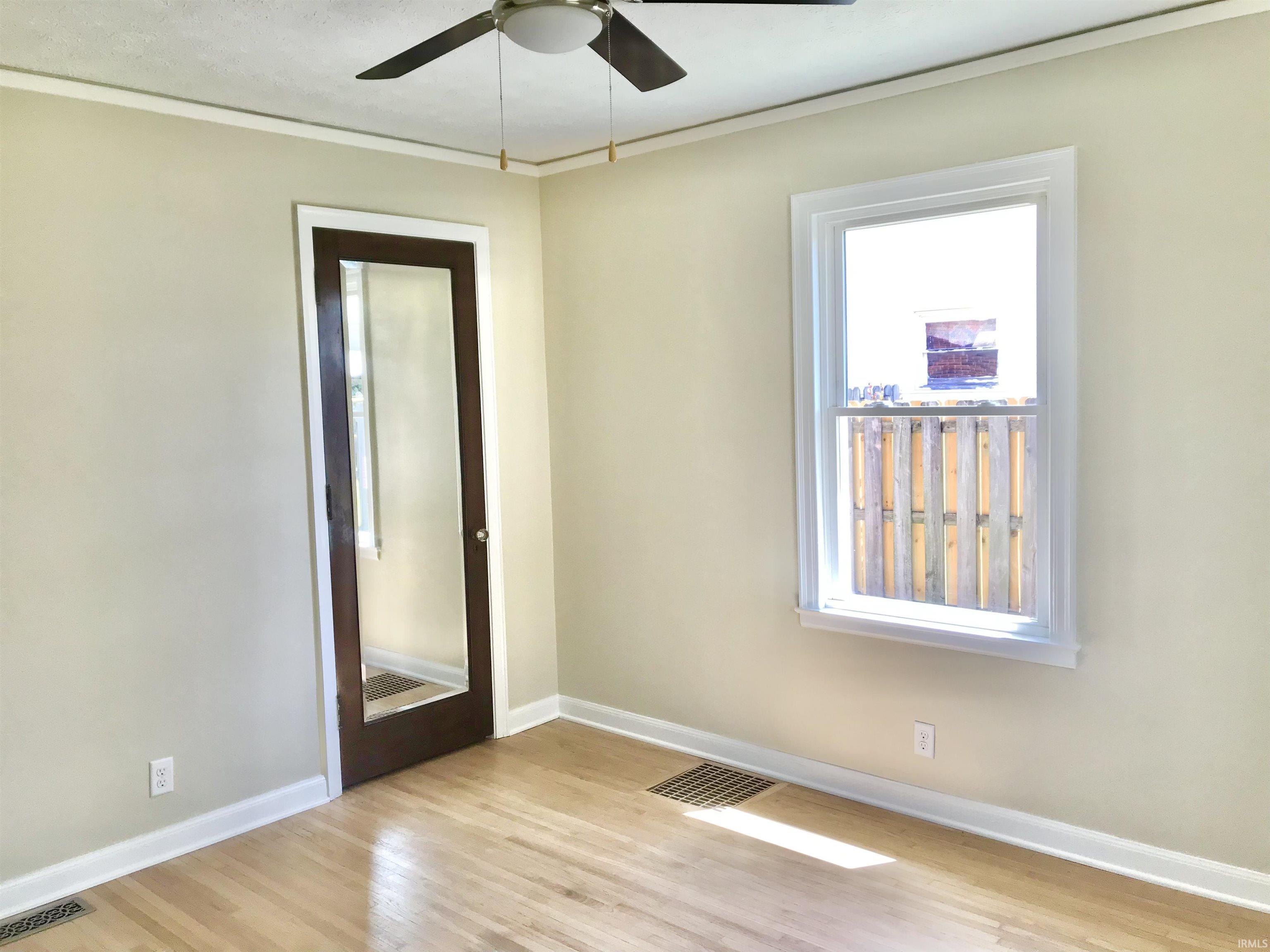 1005 E Walnut Street
