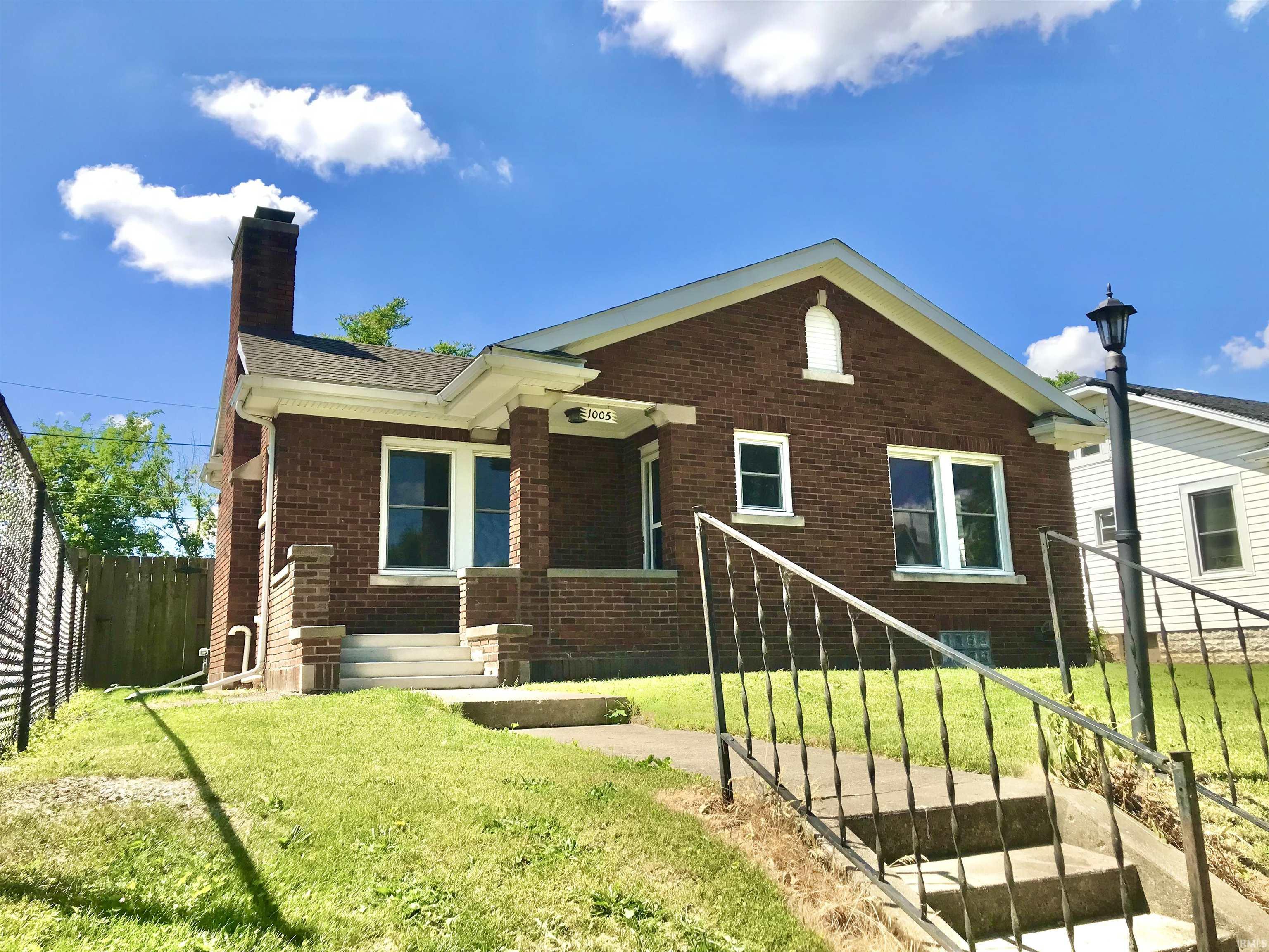 1005 E Walnut Street