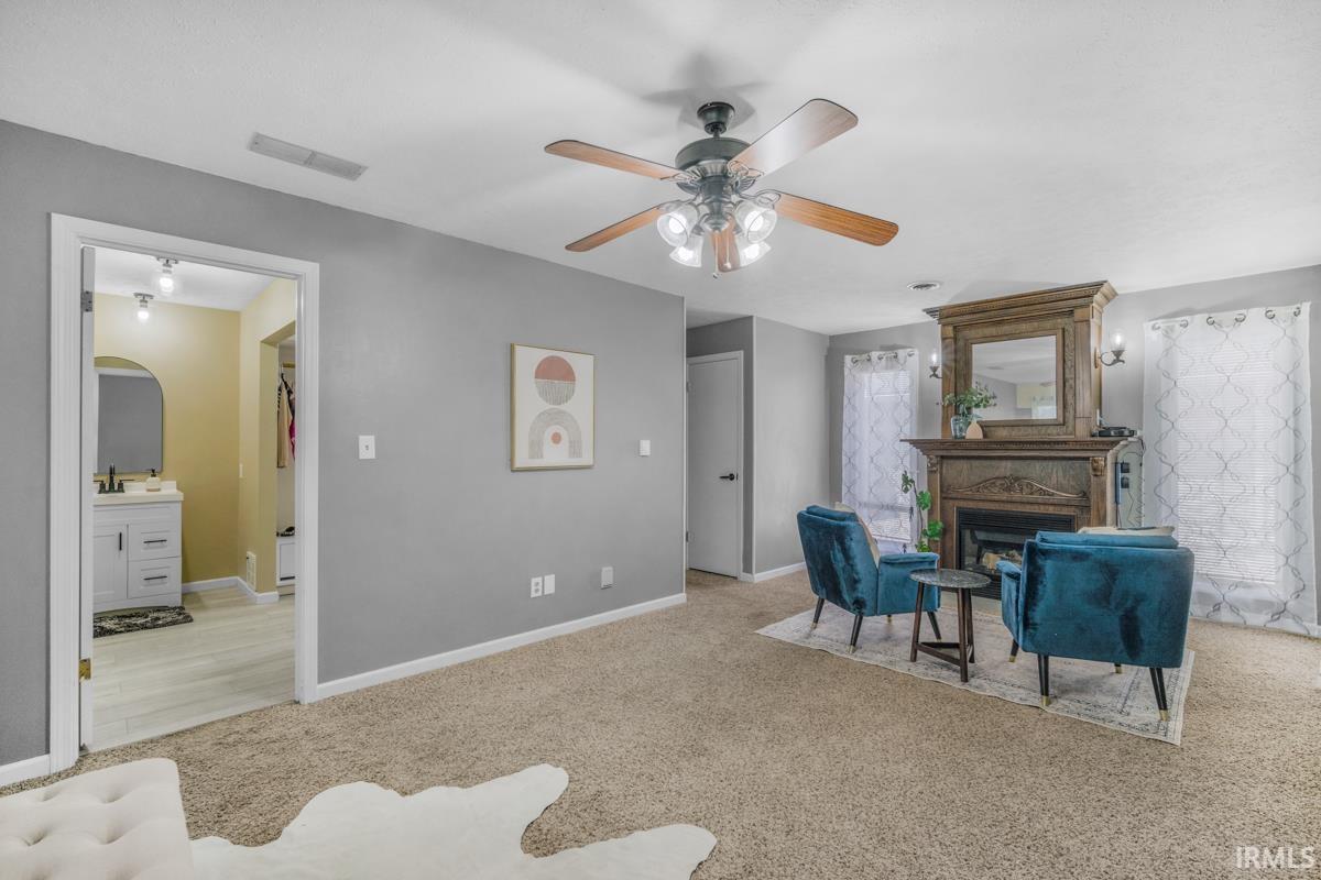 1403 W Zartman Street