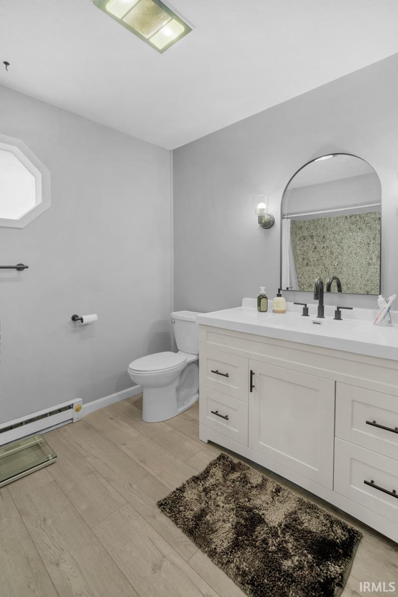 1403 W Zartman Street