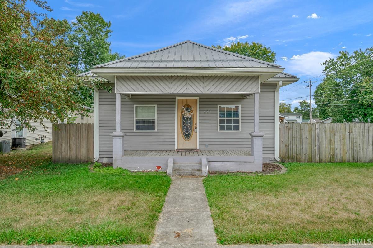 501 MONROE Street