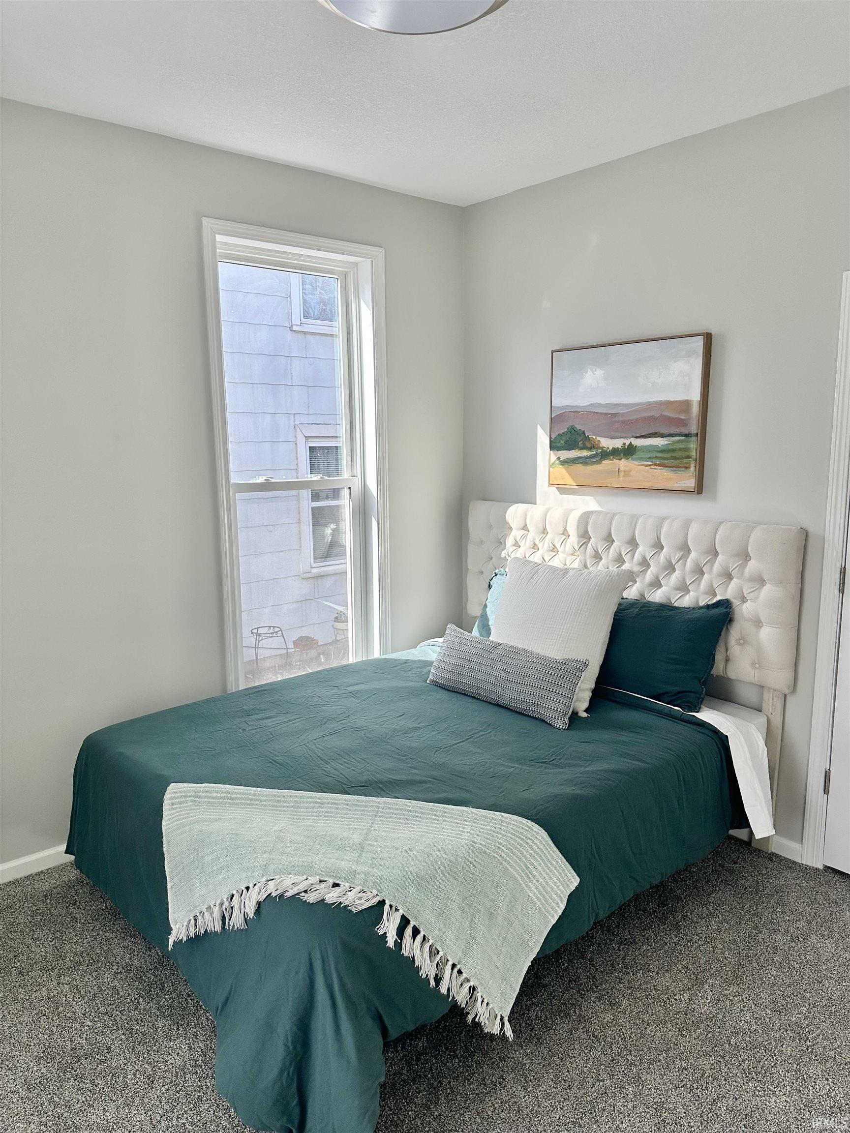 366 W 7th Street