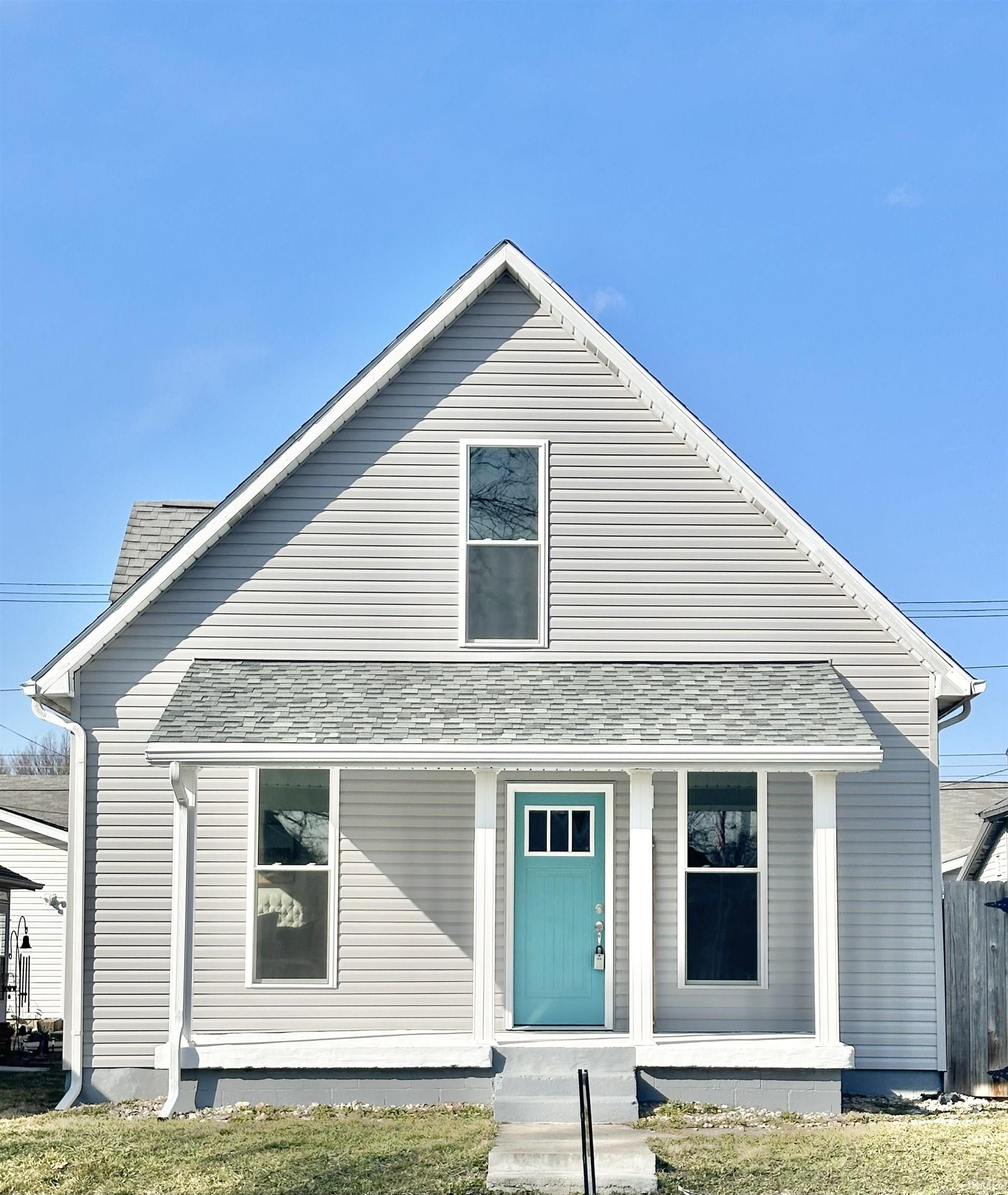 366 W 7th Street
