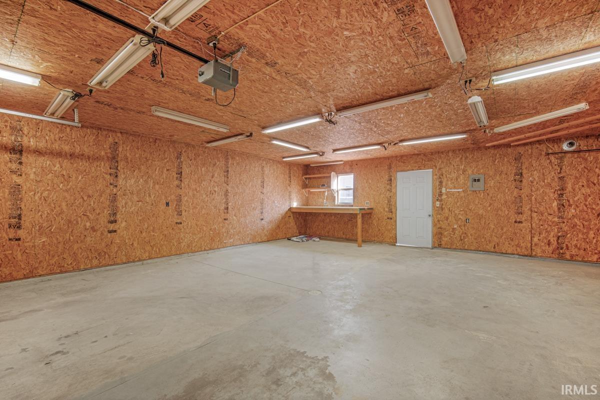 366 W 7th Street