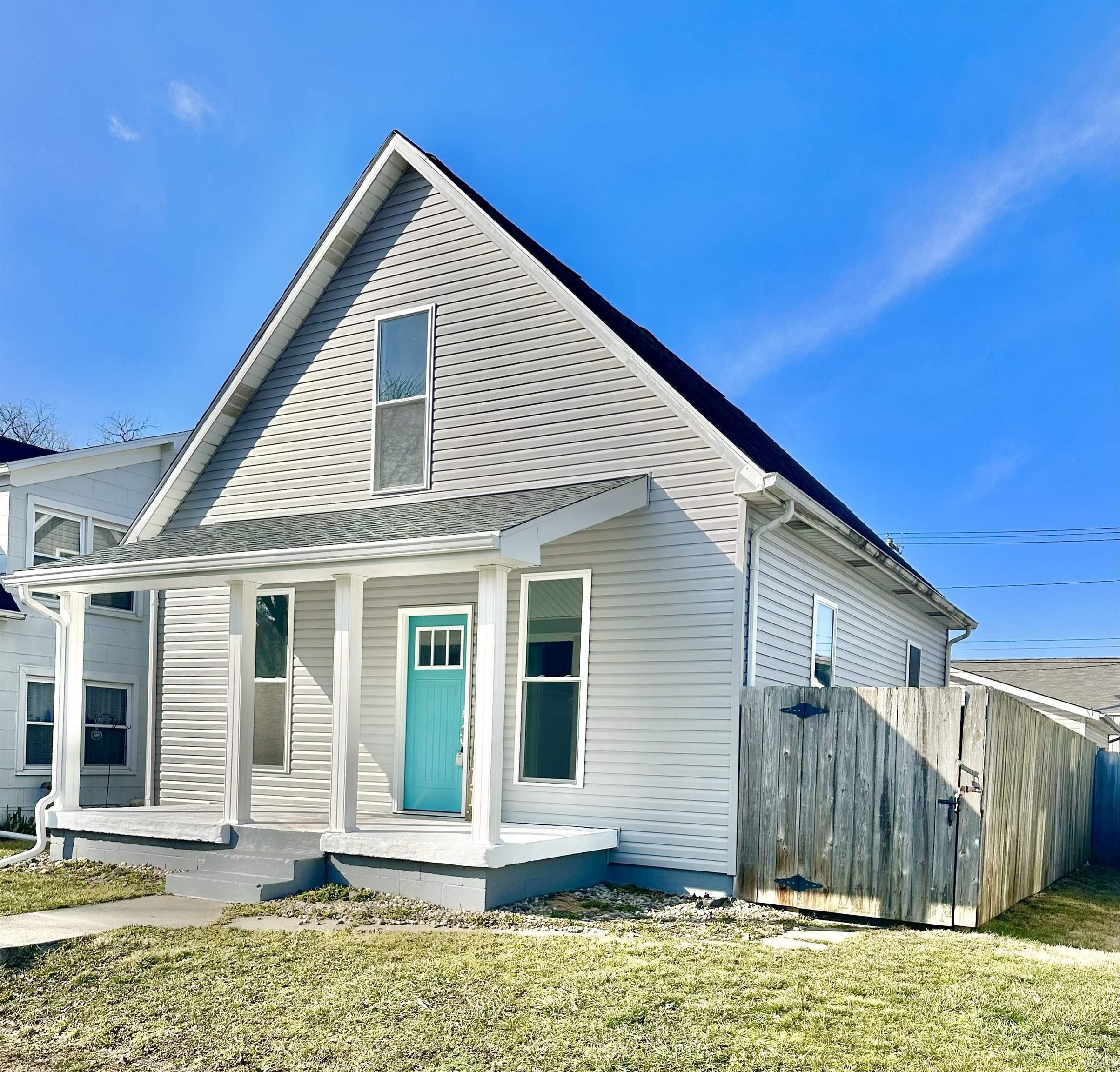 366 W 7th Street