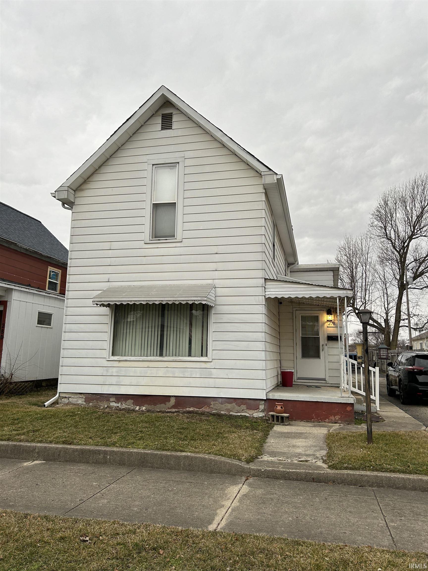 276 W 7th Street