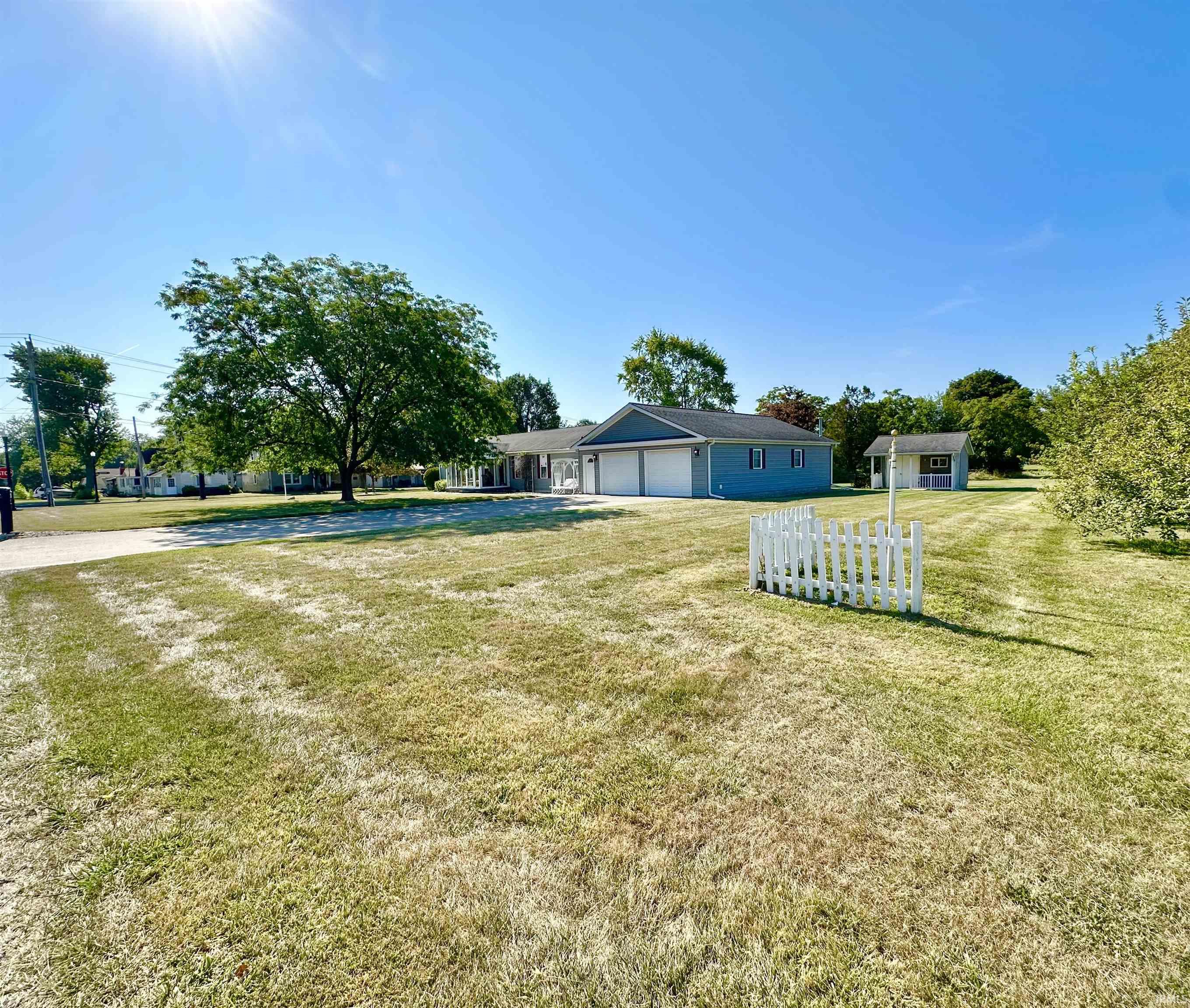 9049 W 1300 N