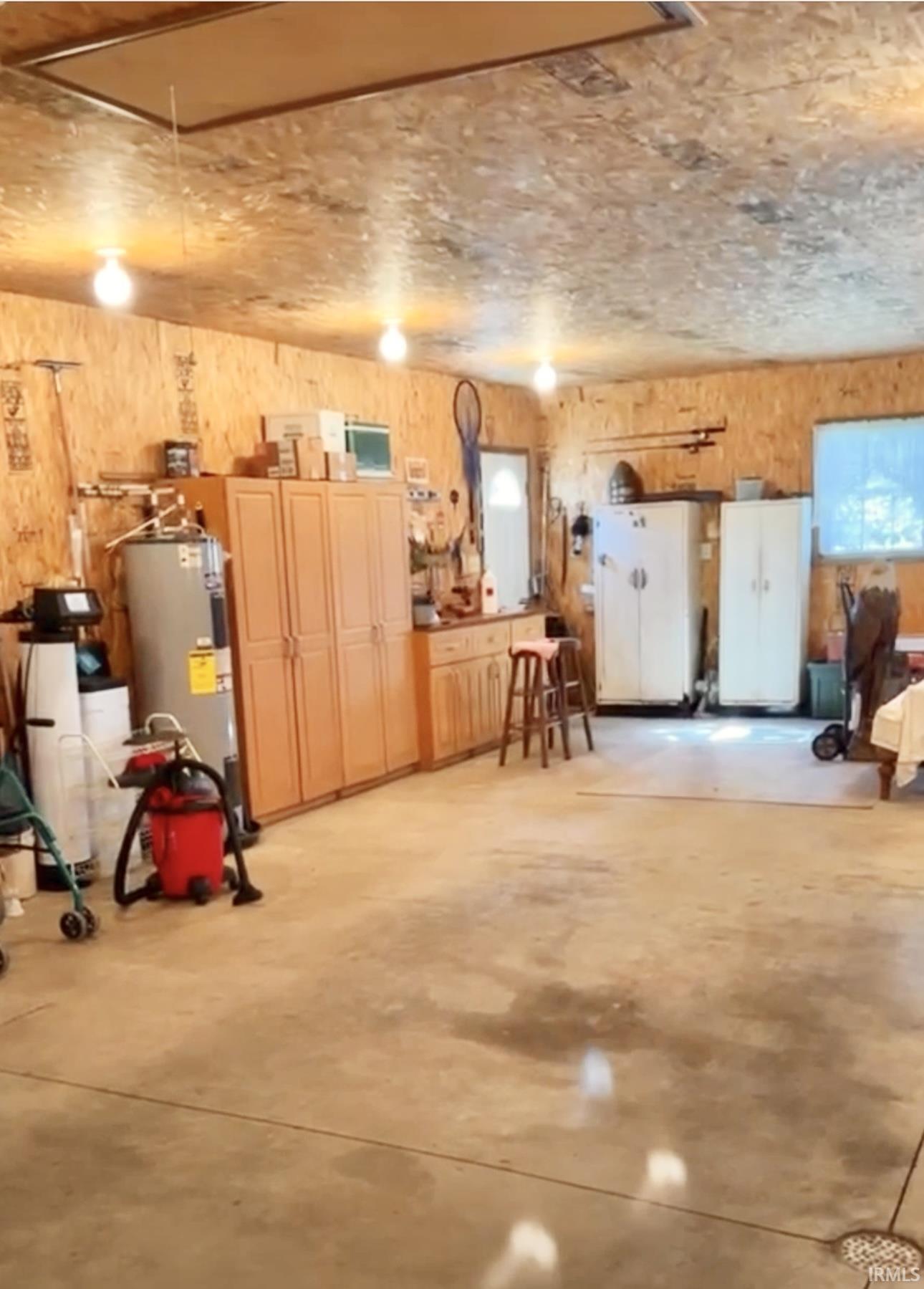 9049 W 1300 N