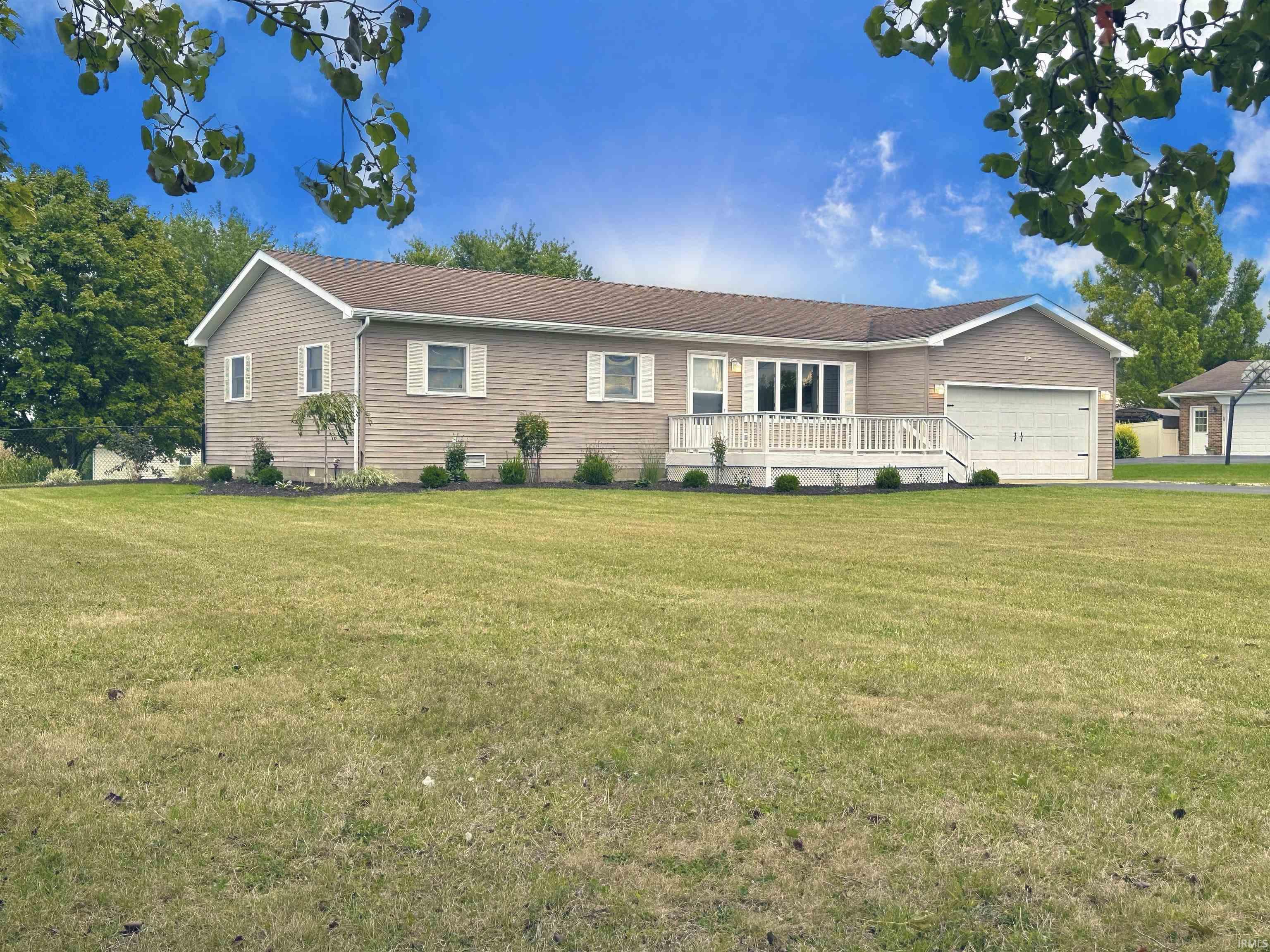 7931 STRAWTOWN Pike