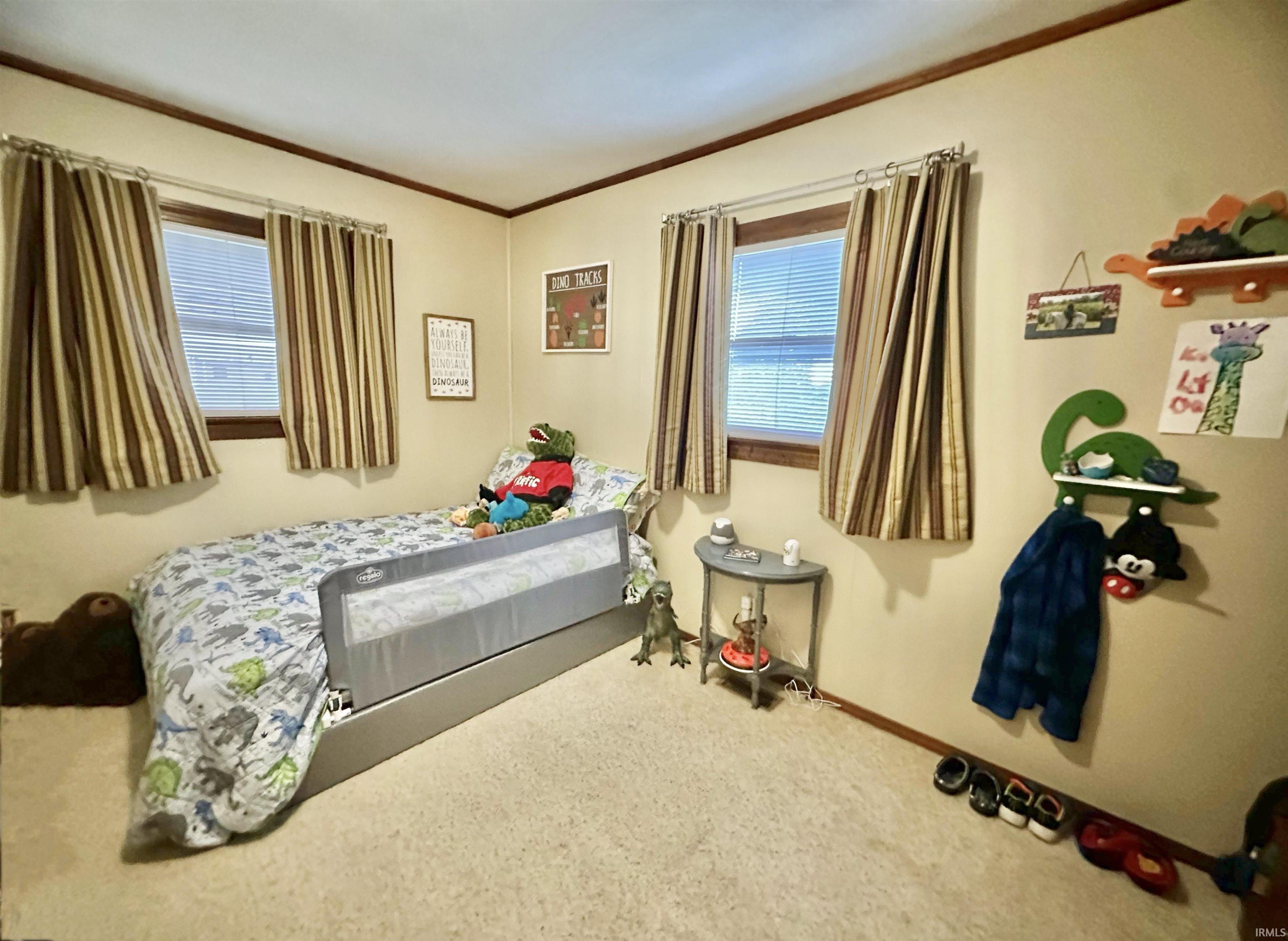 7931 STRAWTOWN Pike