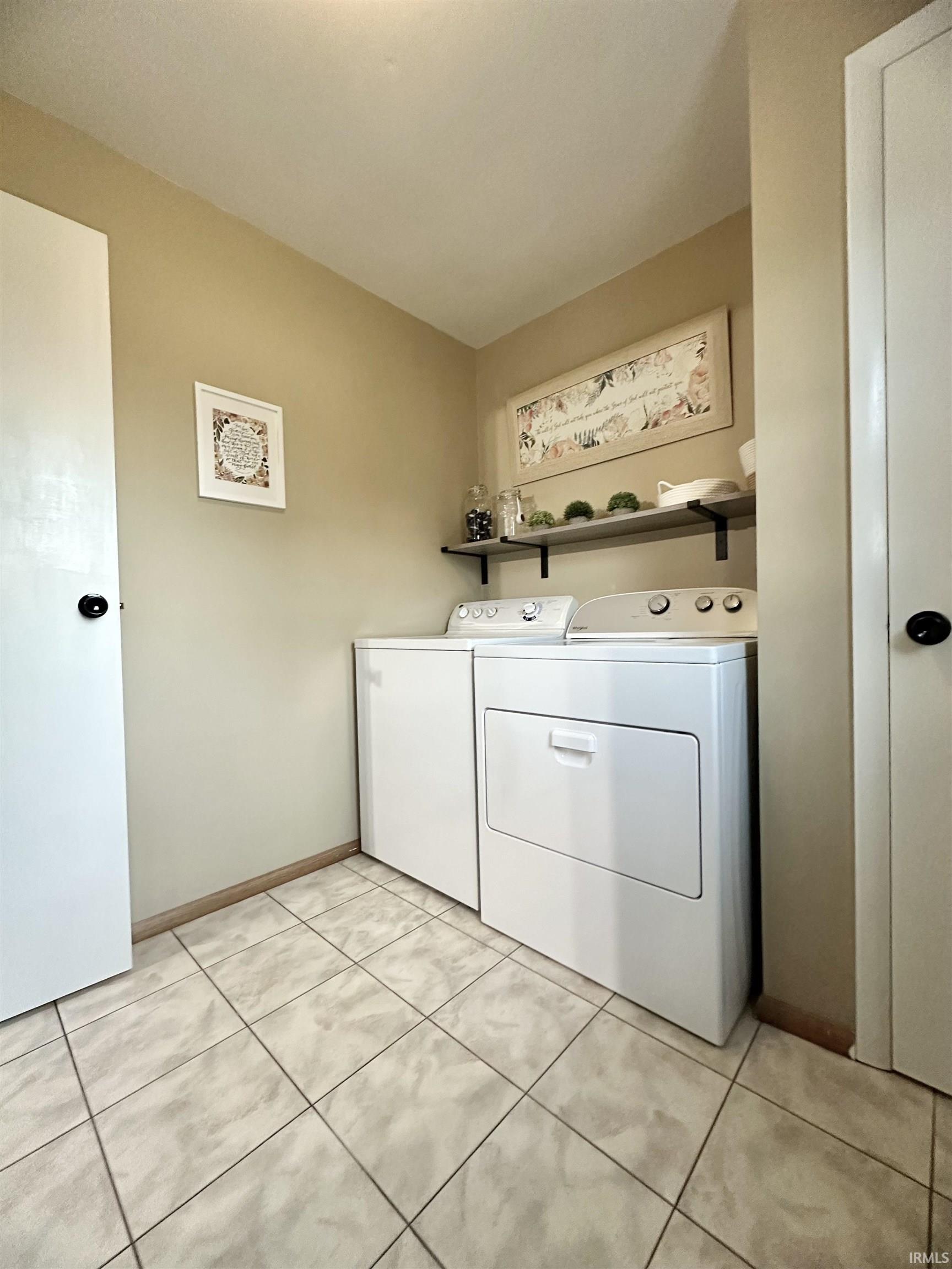 7931 STRAWTOWN Pike