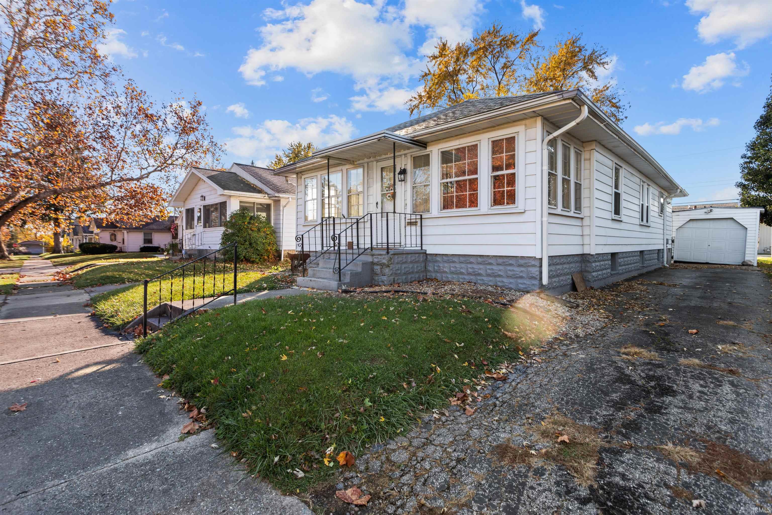 1933 S Buckeye Street