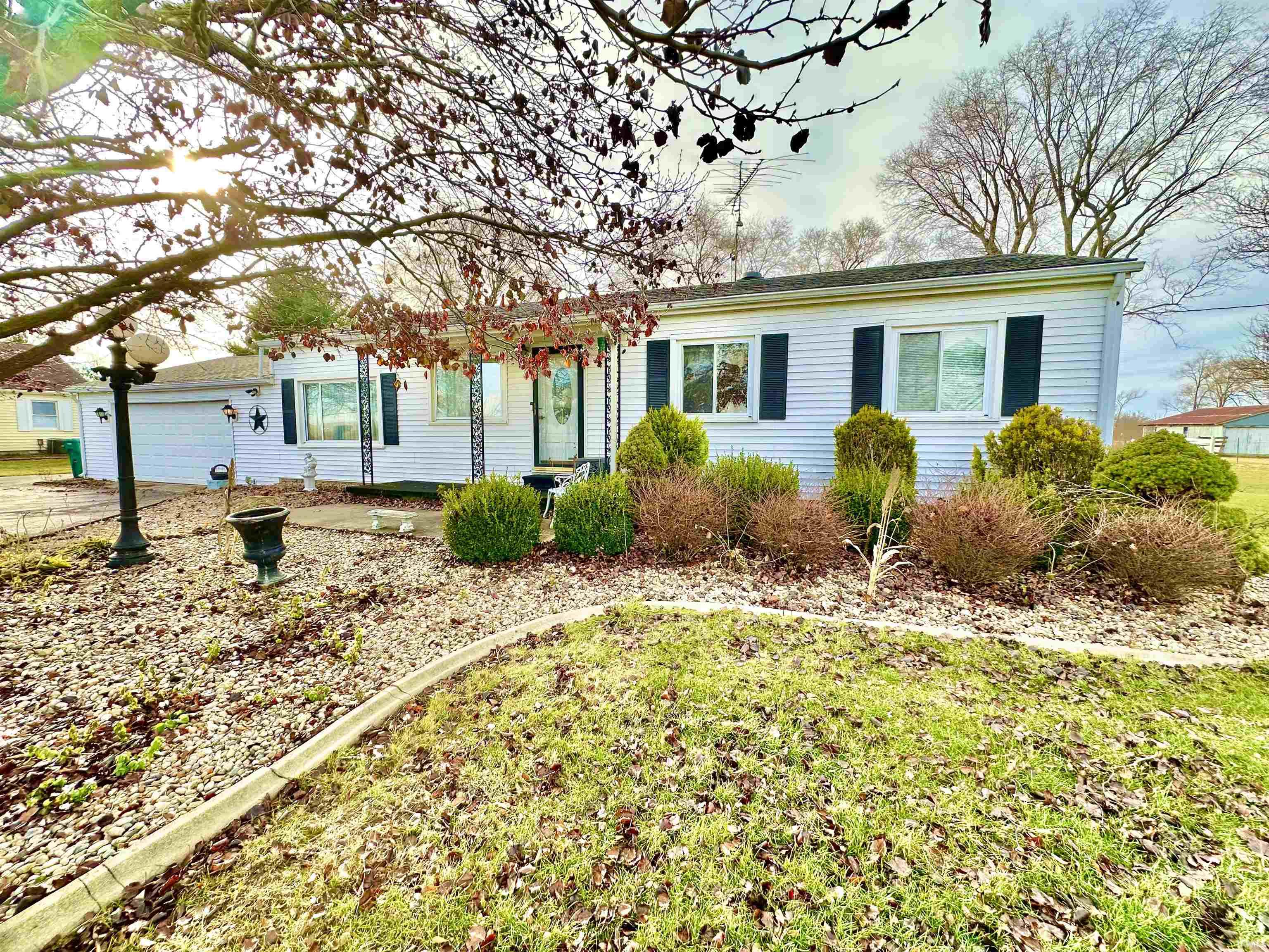 323 S 1100 East