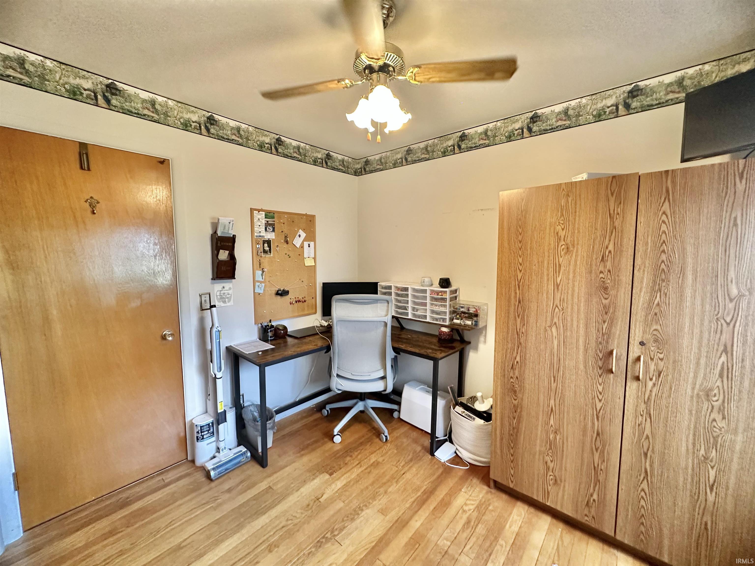 323 S 1100 East