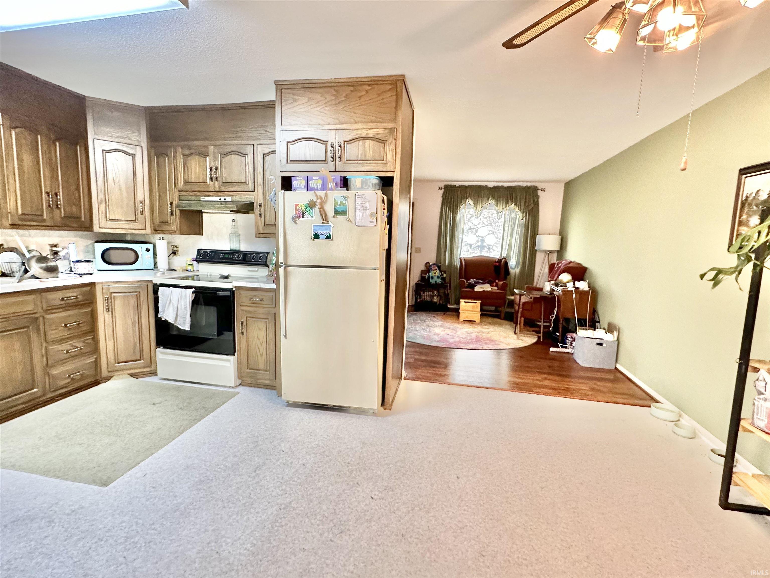 323 S 1100 East