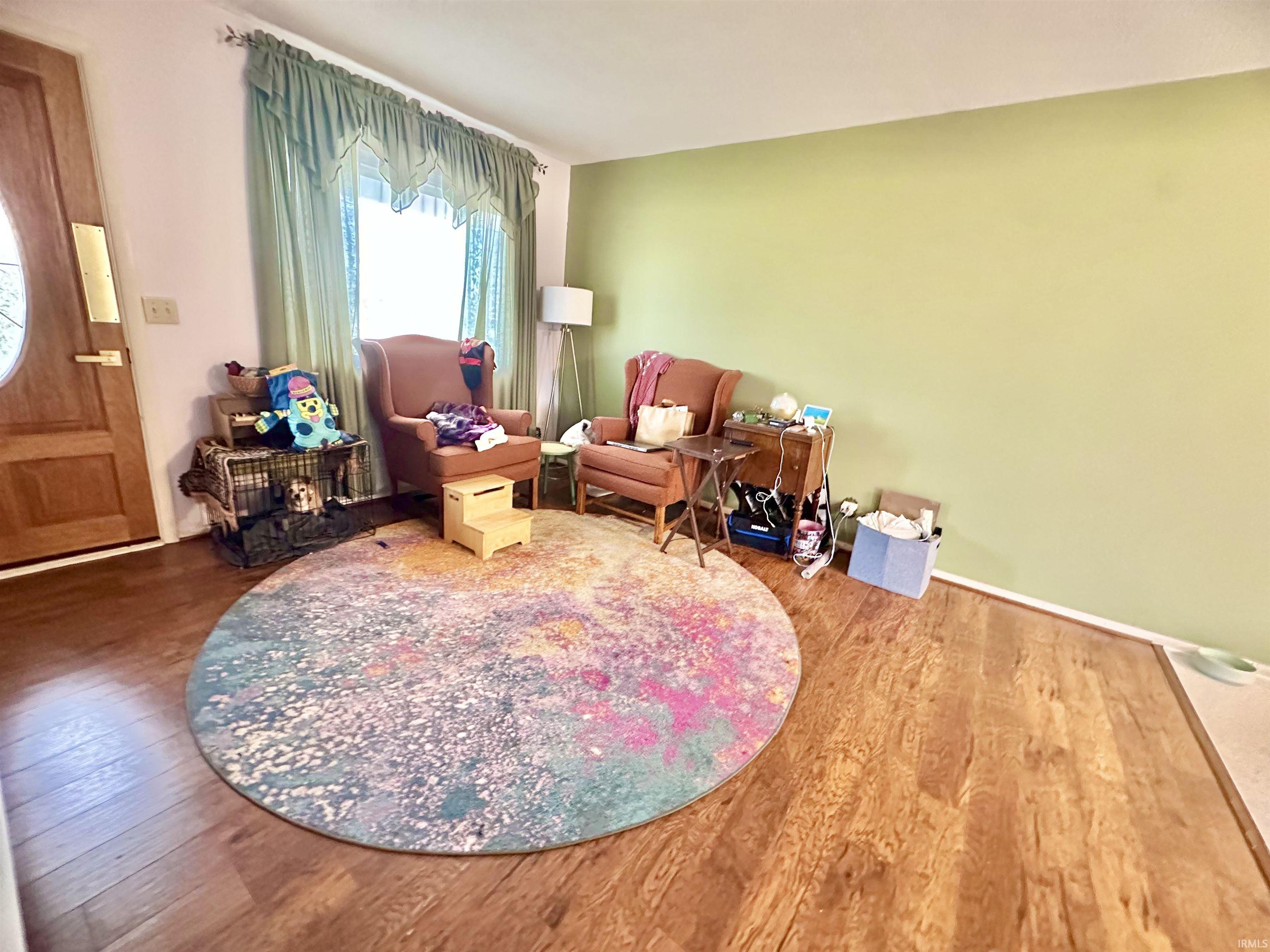 323 S 1100 East