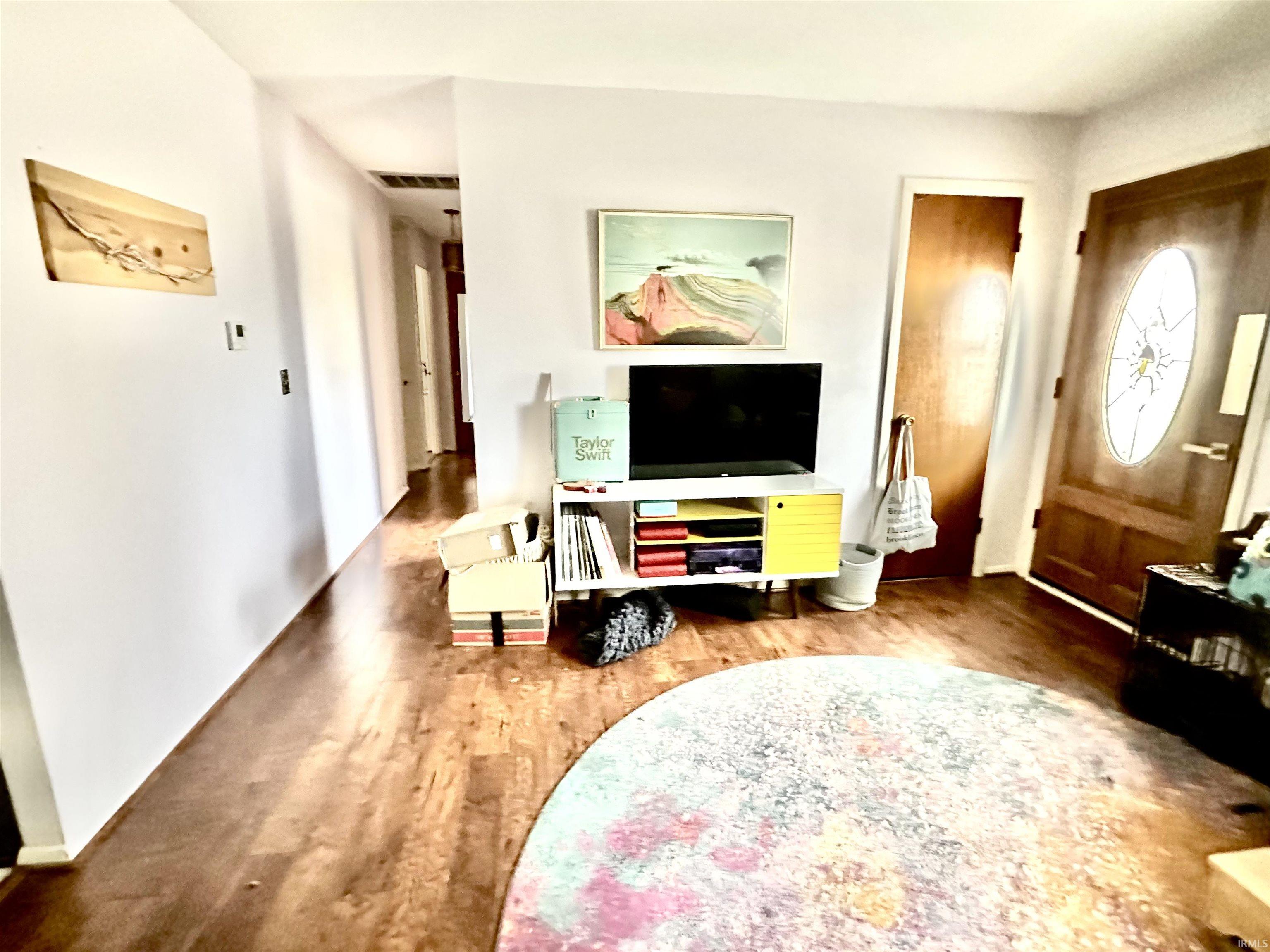 323 S 1100 East