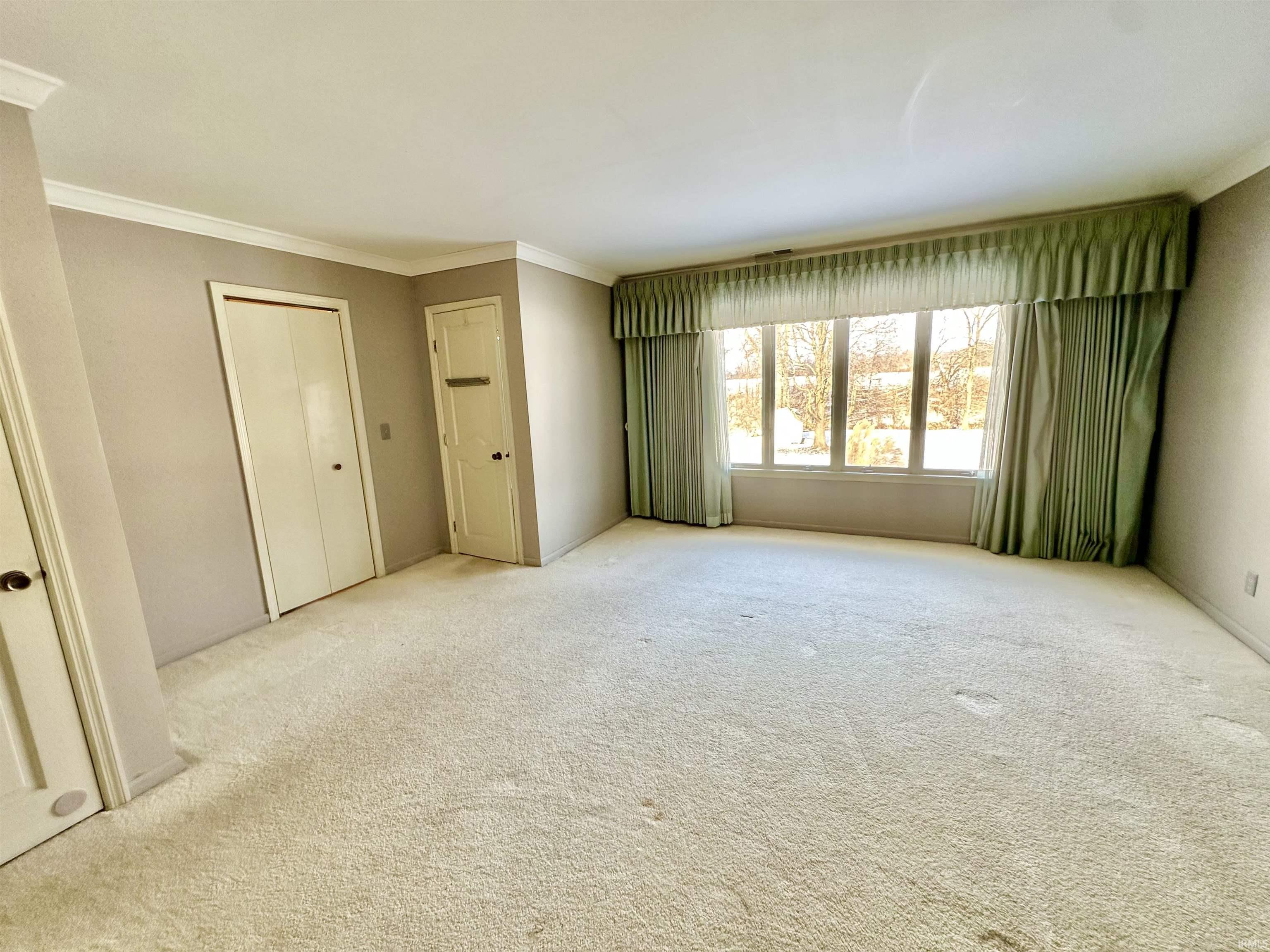16 Green Hills Court