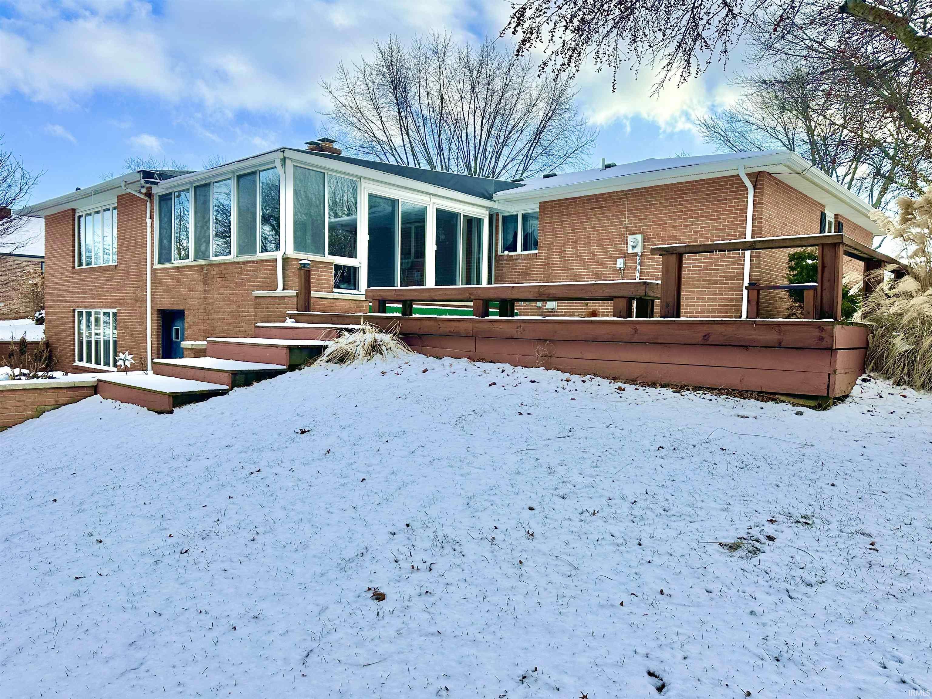 16 Green Hills Court