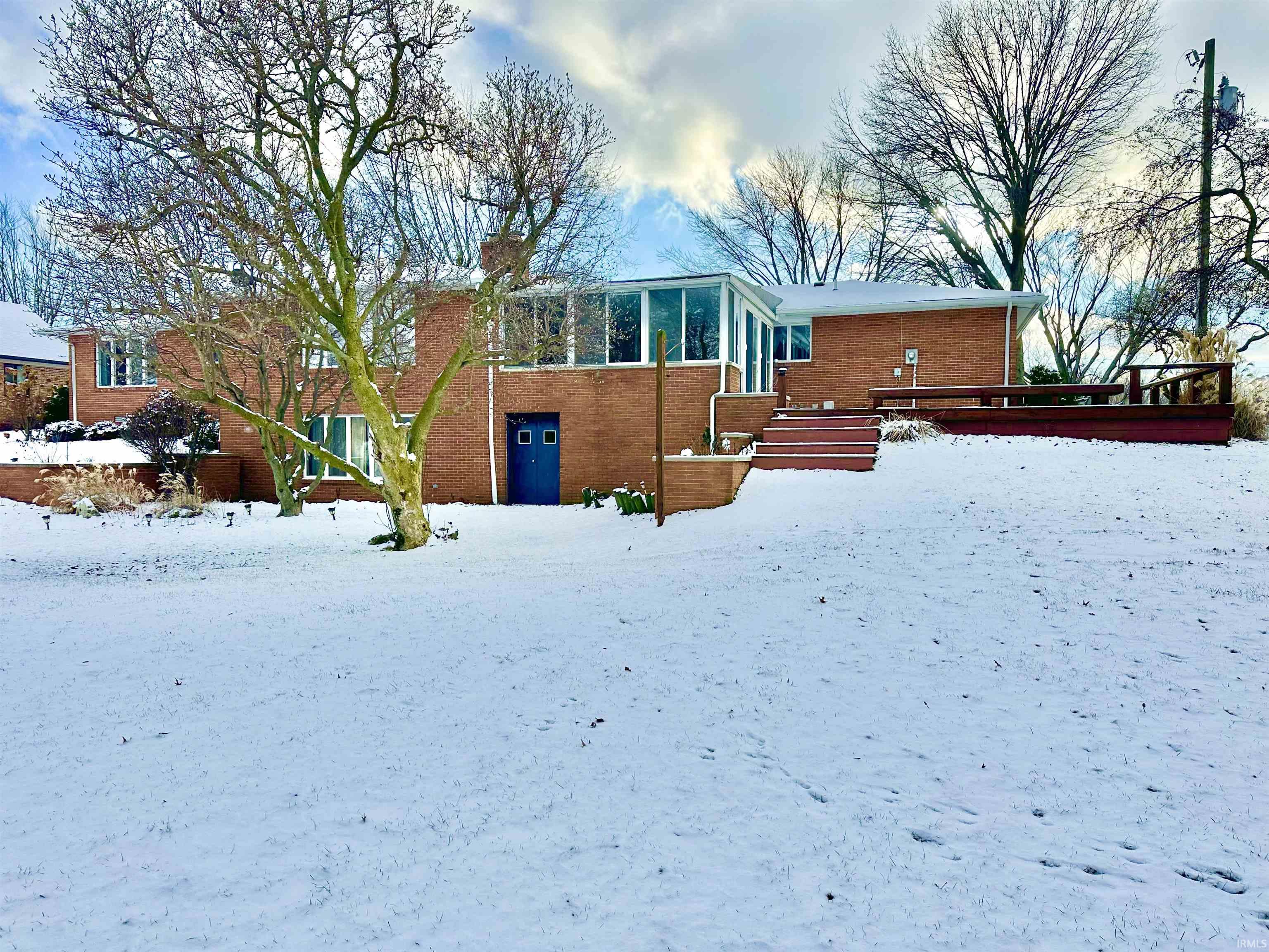 16 Green Hills Court