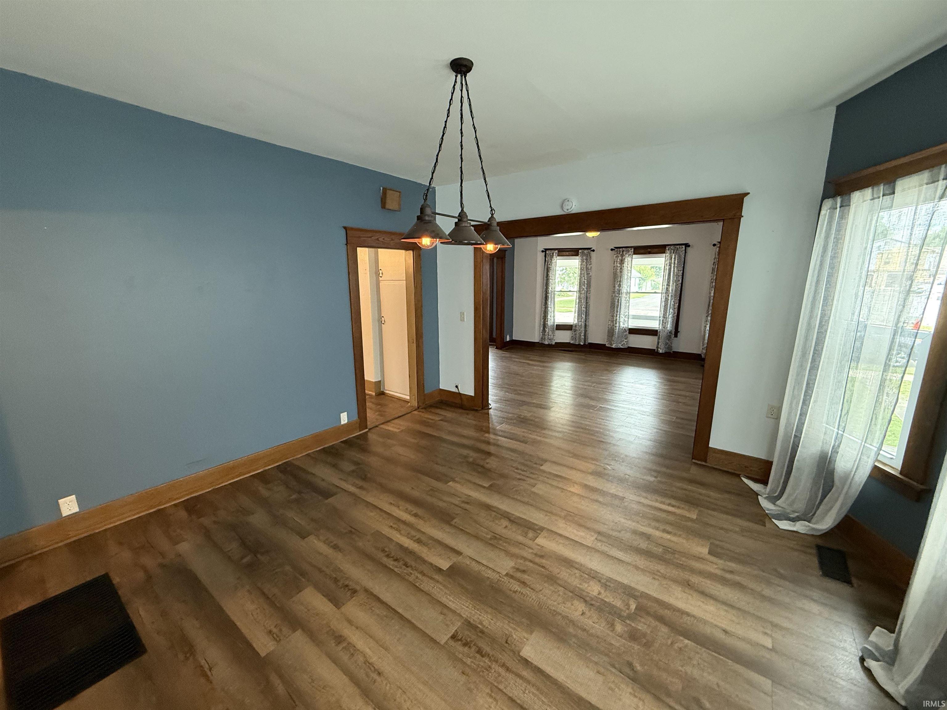 373 W 3rd Street