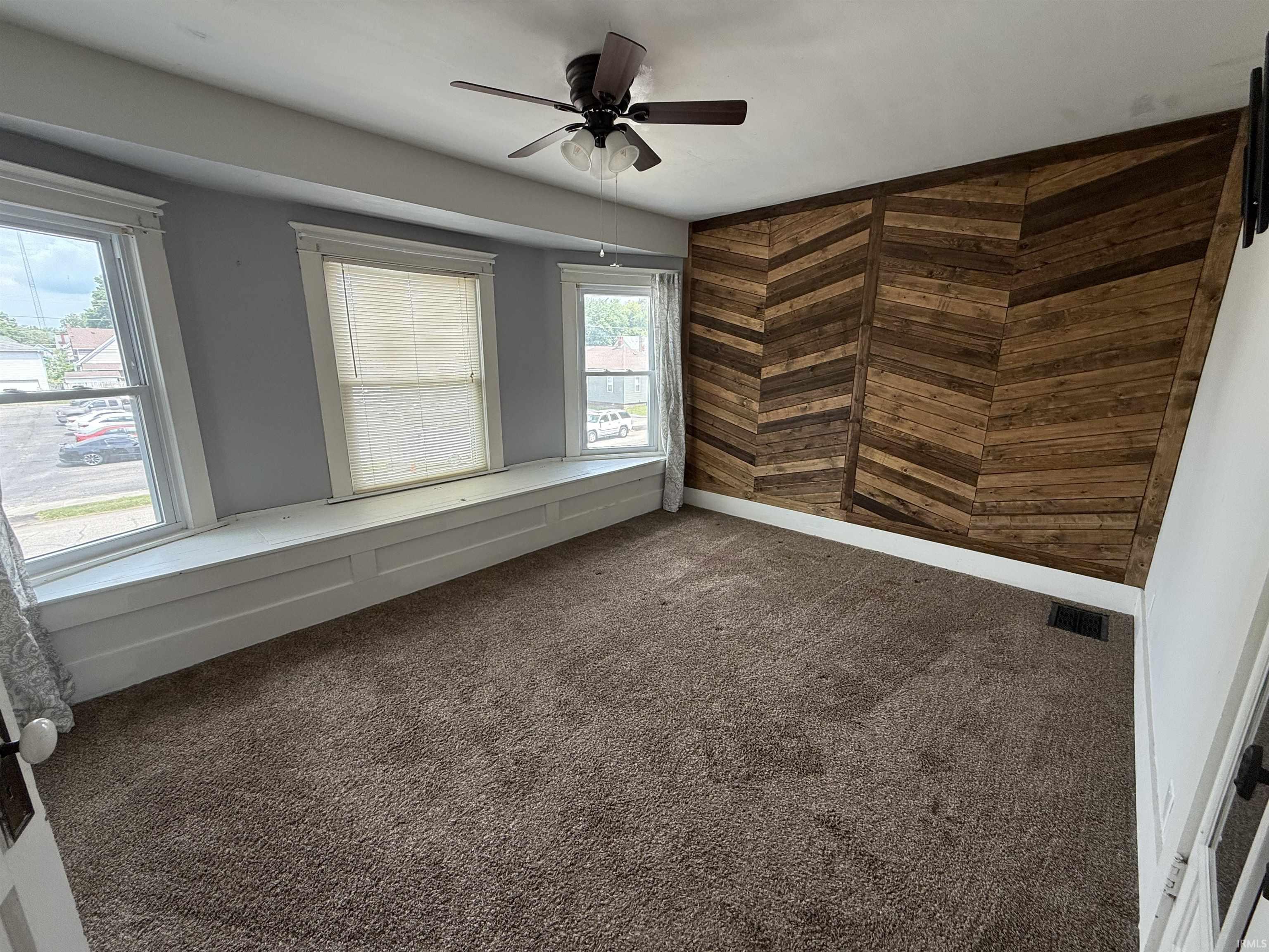 373 W 3rd Street