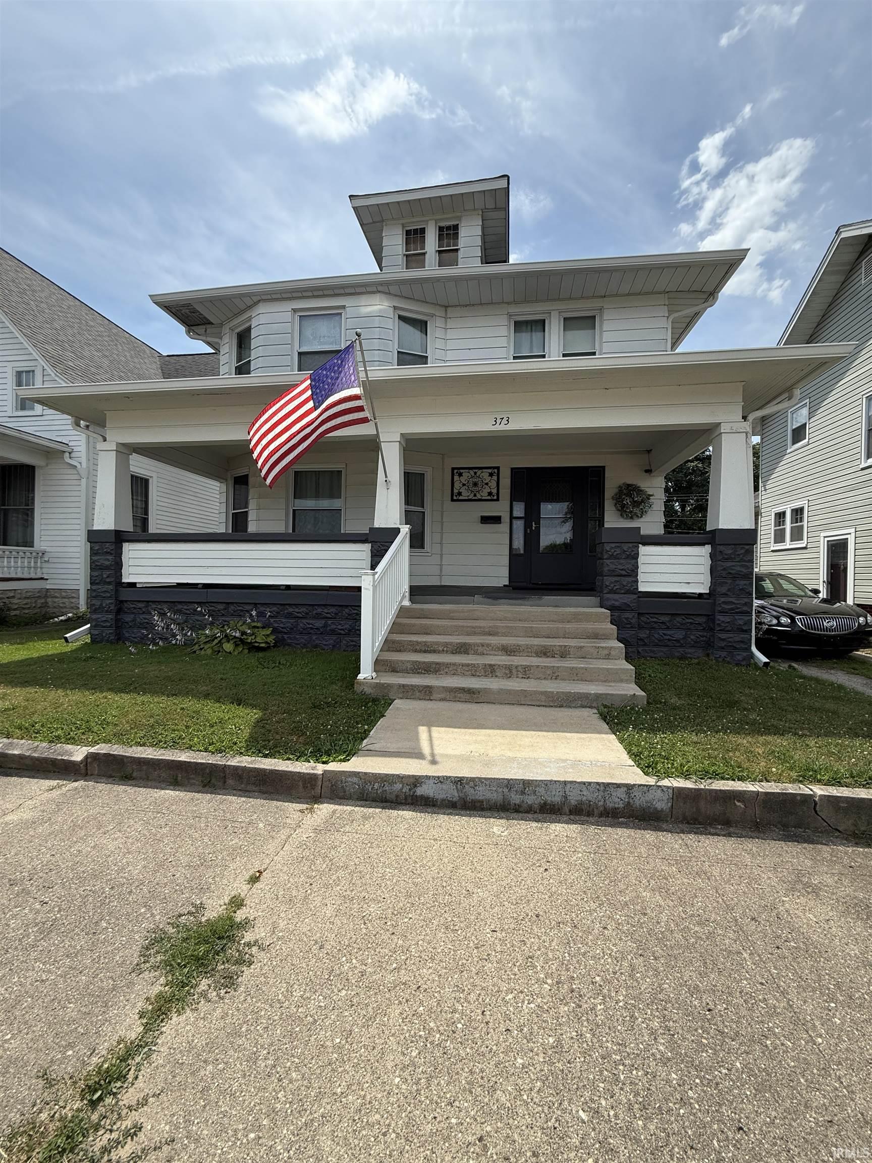 373 W 3rd Street