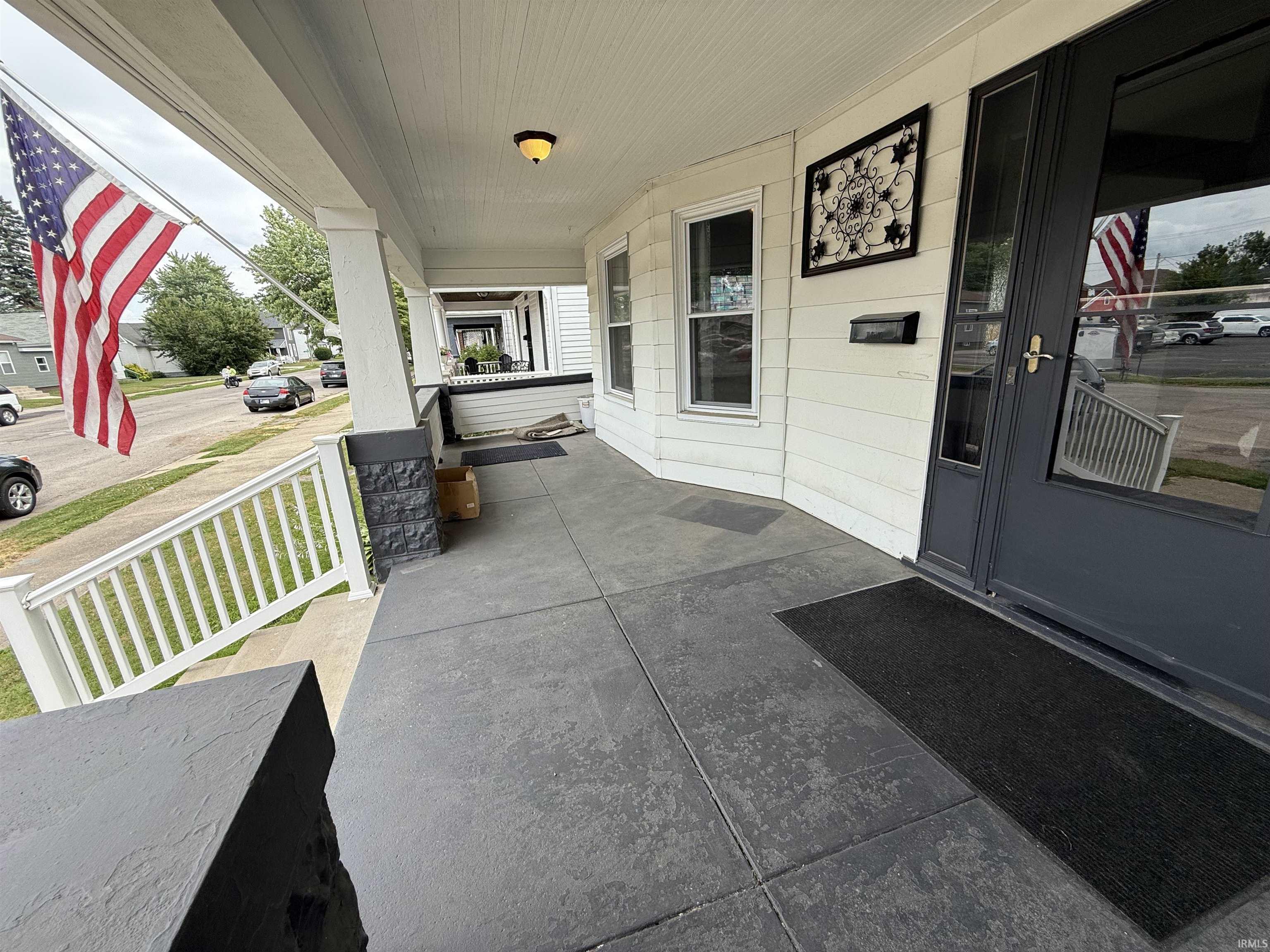 373 W 3rd Street