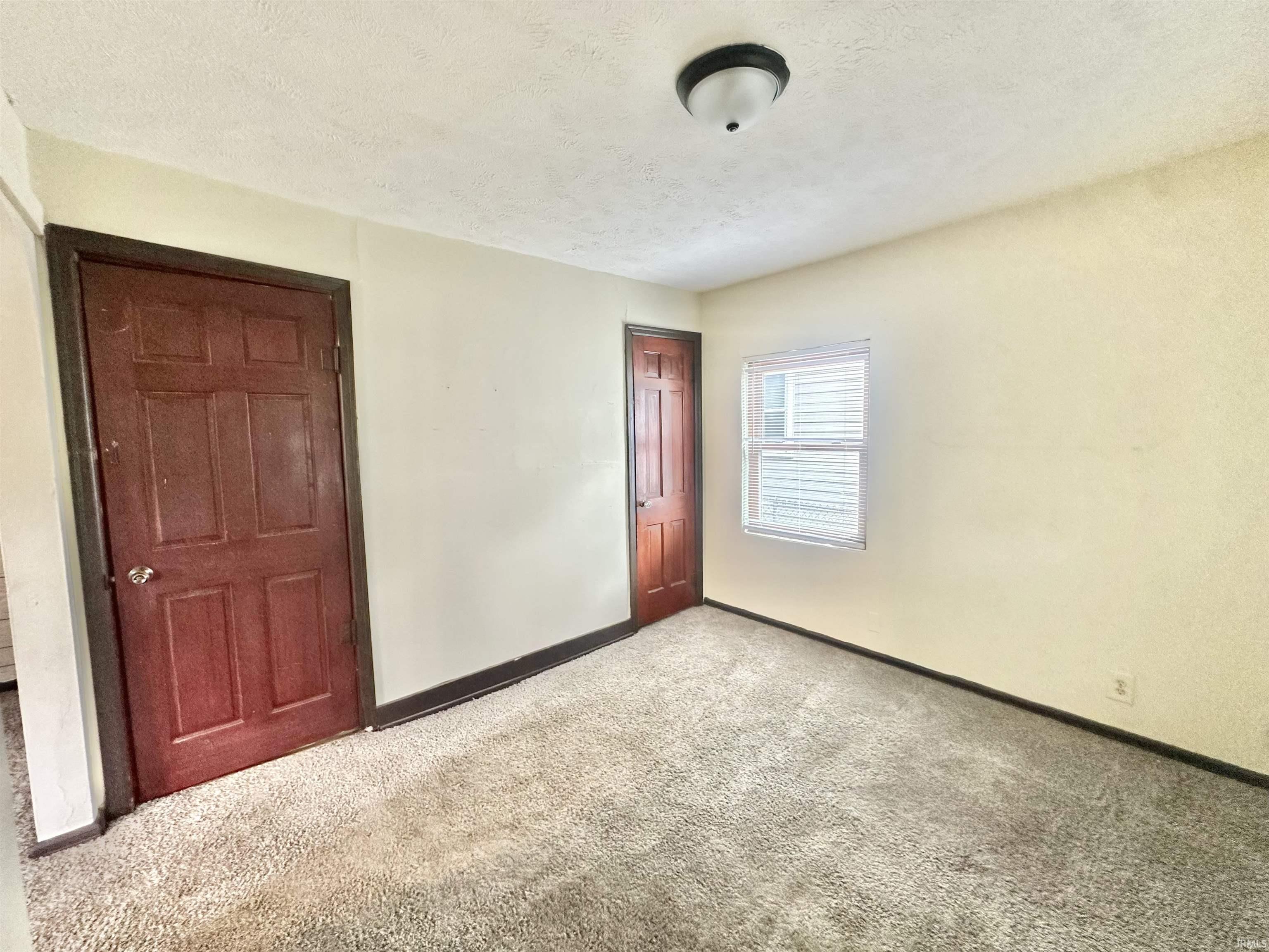 1422 E Taylor Street