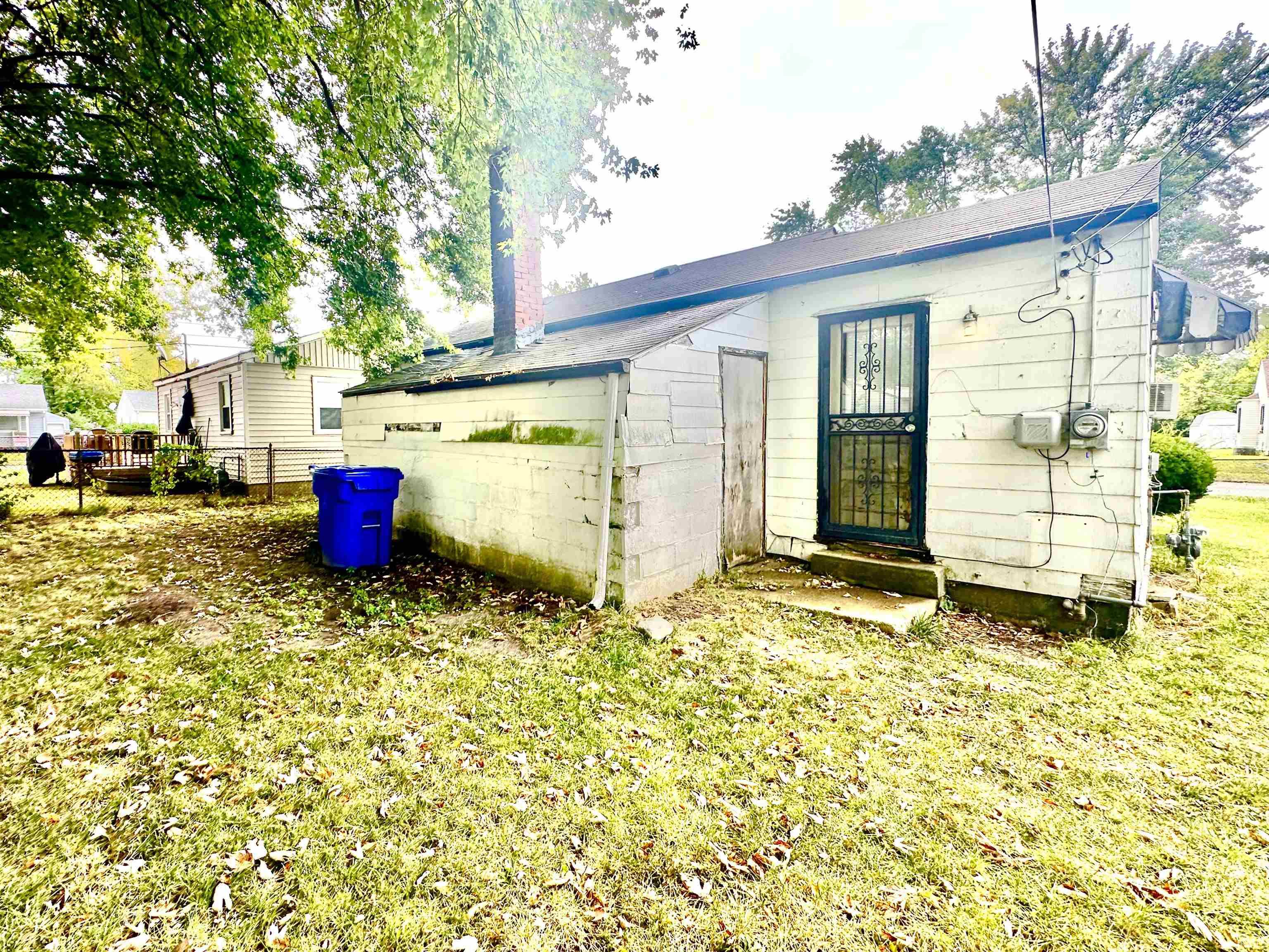 1422 E Taylor Street