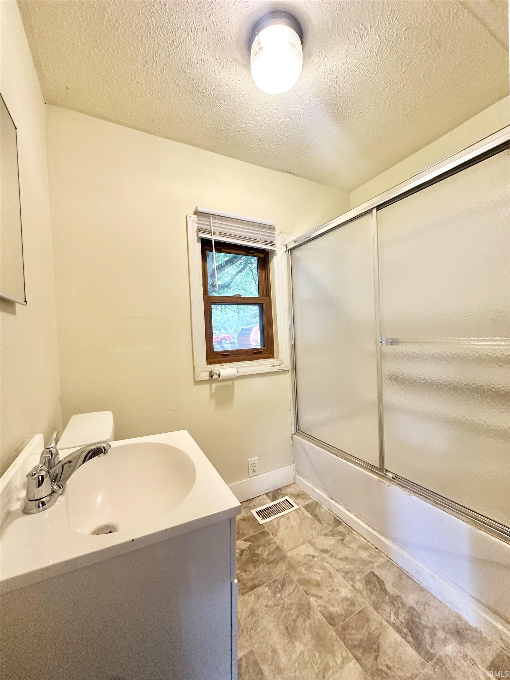 1422 E Taylor Street